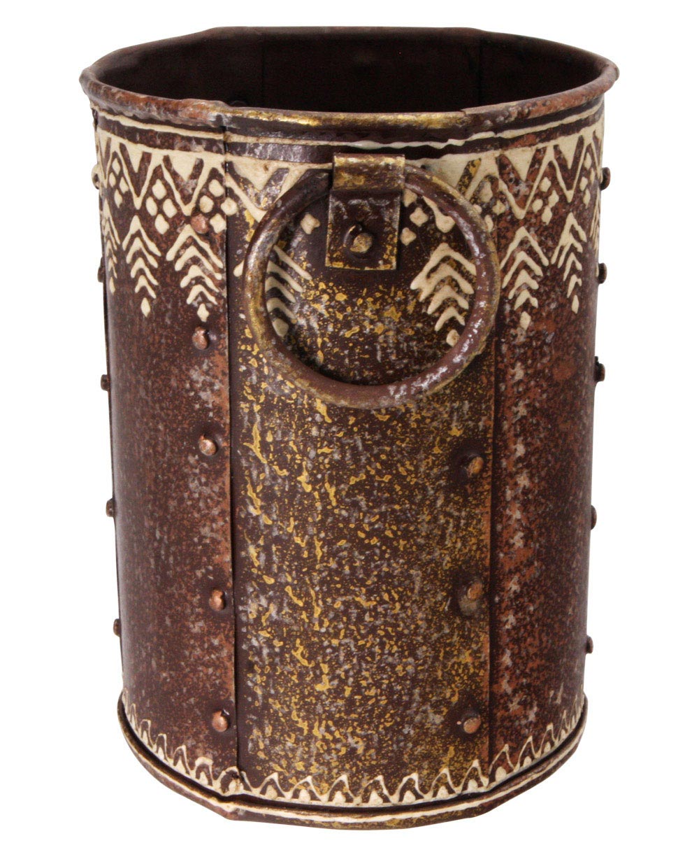 Embossed Iron Vase with Antique Finish, India、mySite、topwebapps