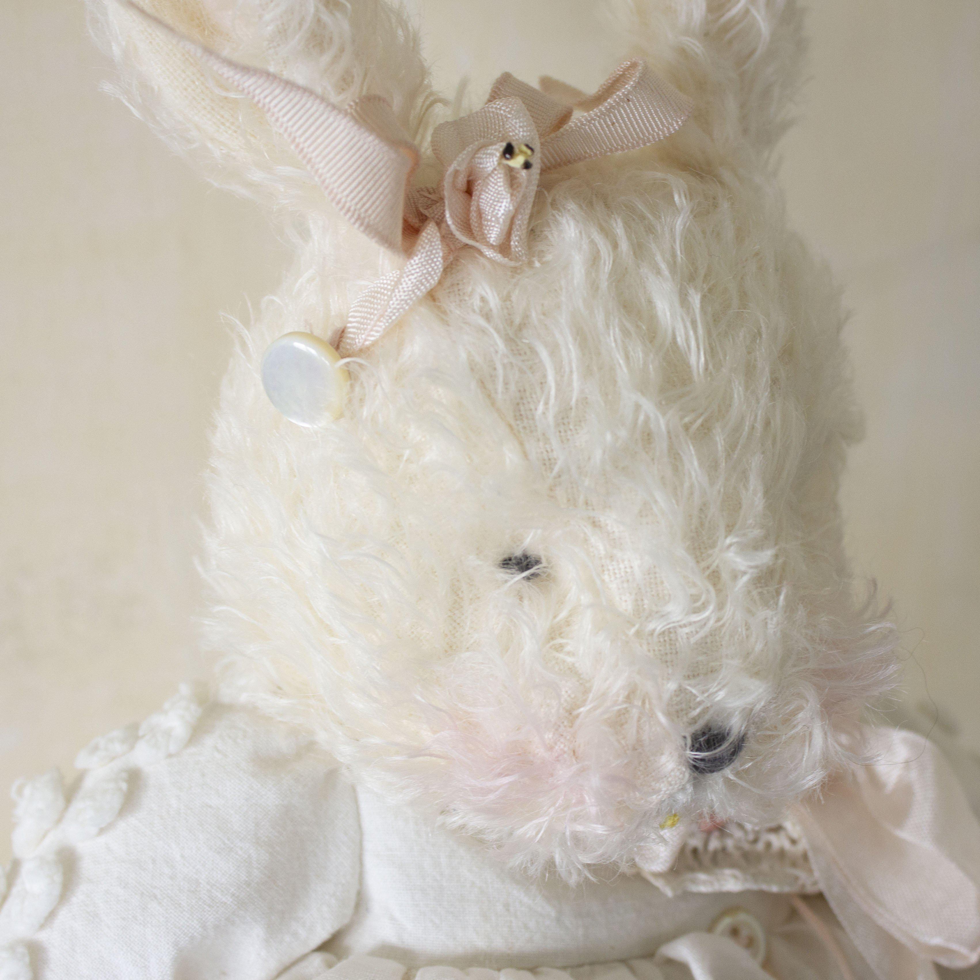RETIRED - Hutch Studio - Mis Nel Chenille - One Of A Kind Bunny、mySite、g9winljtr