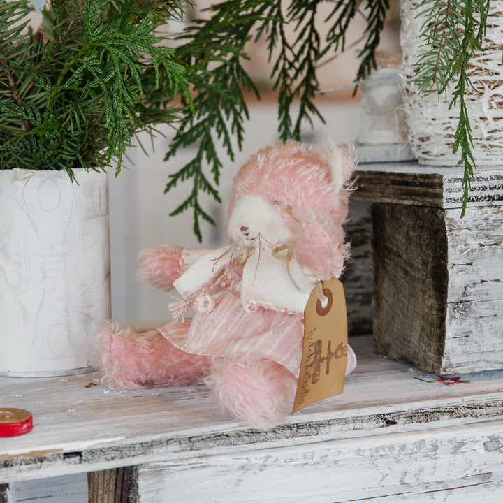 RETIRED - Hutch Studio - Peewee Petunia Kitty、mySite、g9winljtr