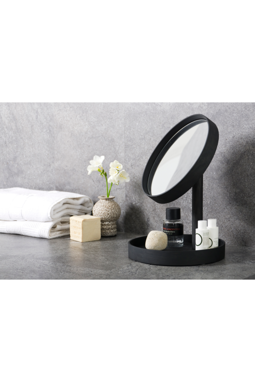 Oak Magnifying Vanity Mirror with Storage Tray | Wireworks Look、mySite、neckold