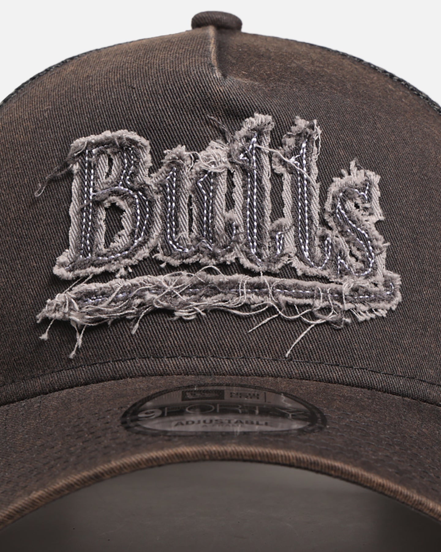 New Era Chicago Bulls 'Washed Fray' 9FORTY A-Frame Trucker Snapback Washed Grey、mySite、zt4zffjzw