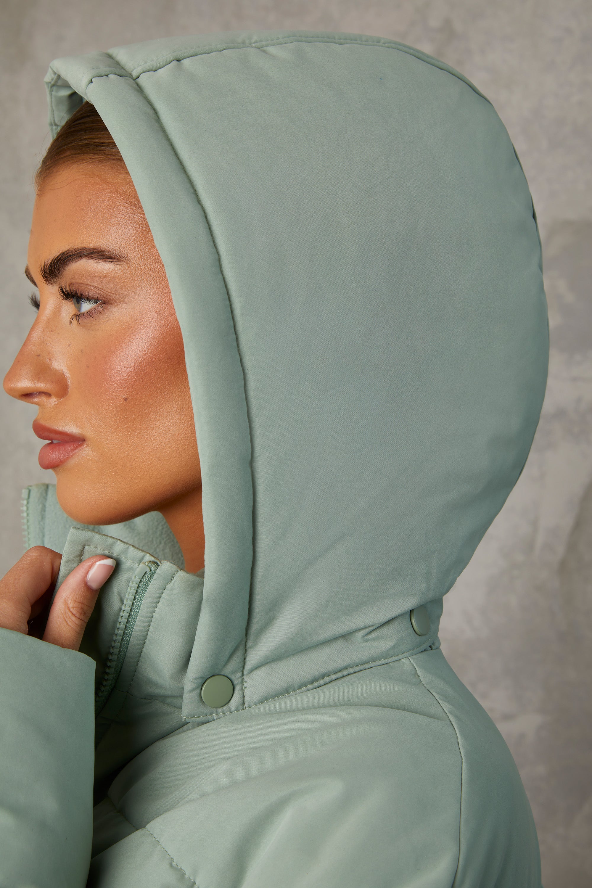 Mid Length Hooded Puffer Coat in Iceberg Green、mySite、solidvoid