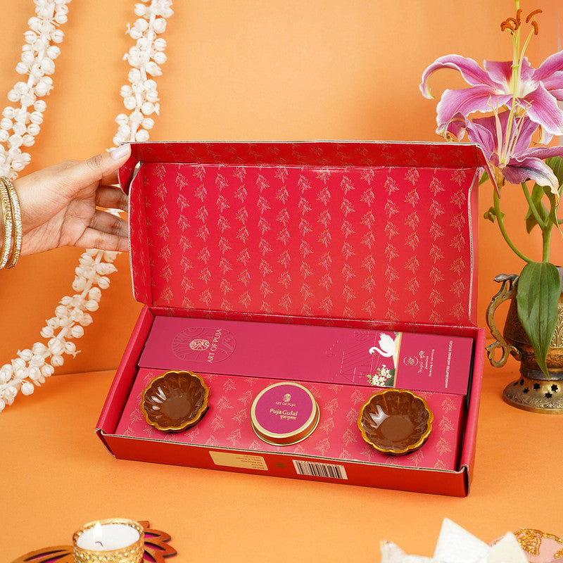 Wooden Festive Gift Box | Pooja Gulal, Diyas & Incense Stick | Set of 4、mySite、camillekostekn