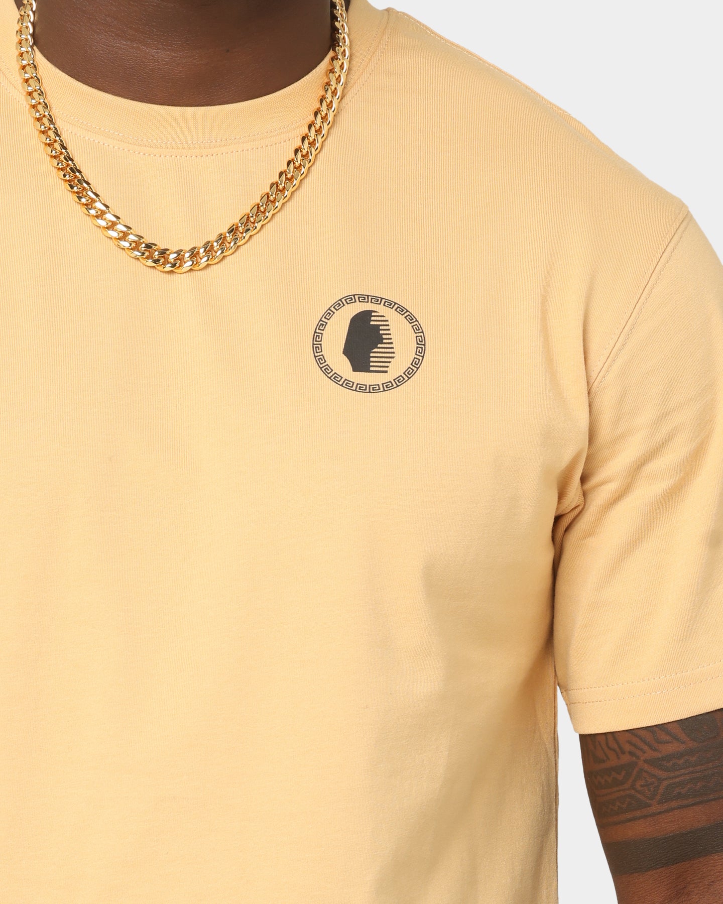 {product_title} - {shop_name}