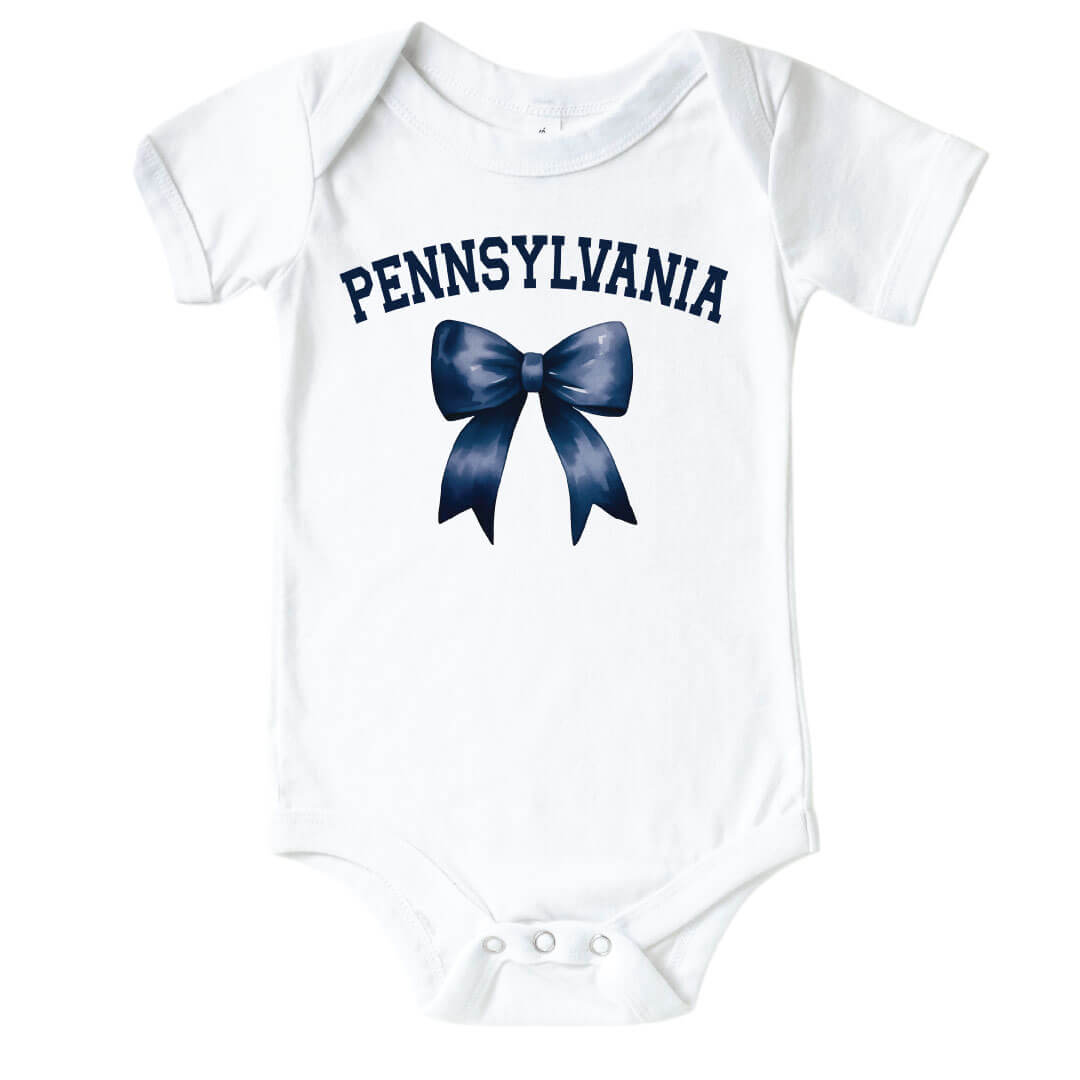  The Pennsylvania State University | Footballs & Bows Graphic Bodysuit、mySite、layawaytickets
