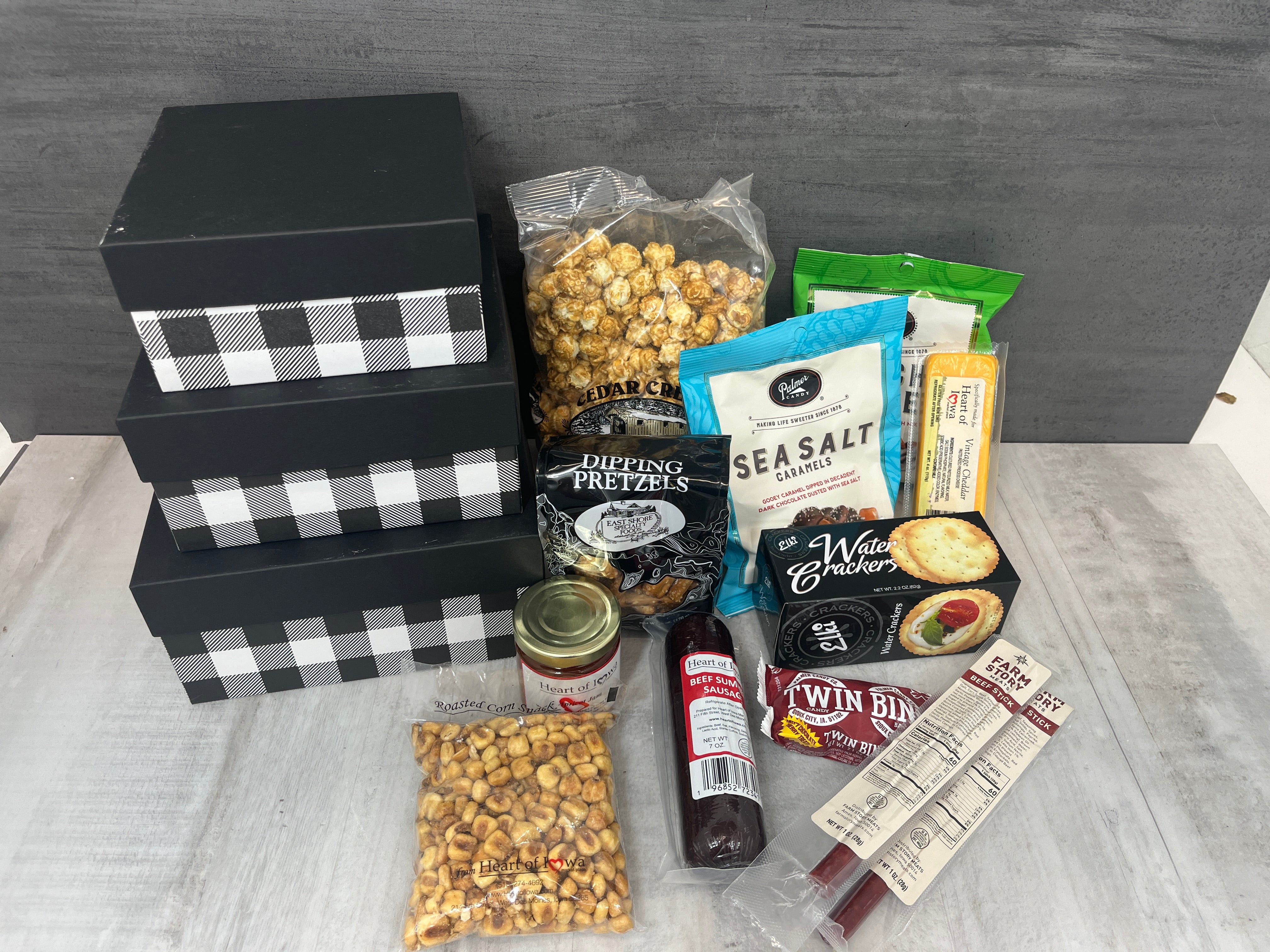 Taste of Iowa Tower Gift Box Tower、mySite、garagedoors4me