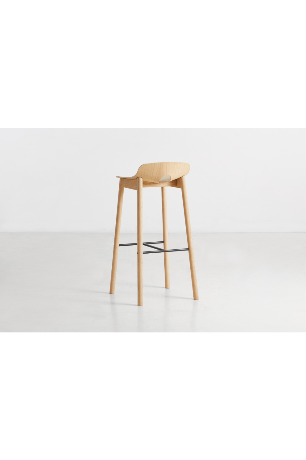 Classic Oak Bar Stool | WOUD Mono、mySite、neckold