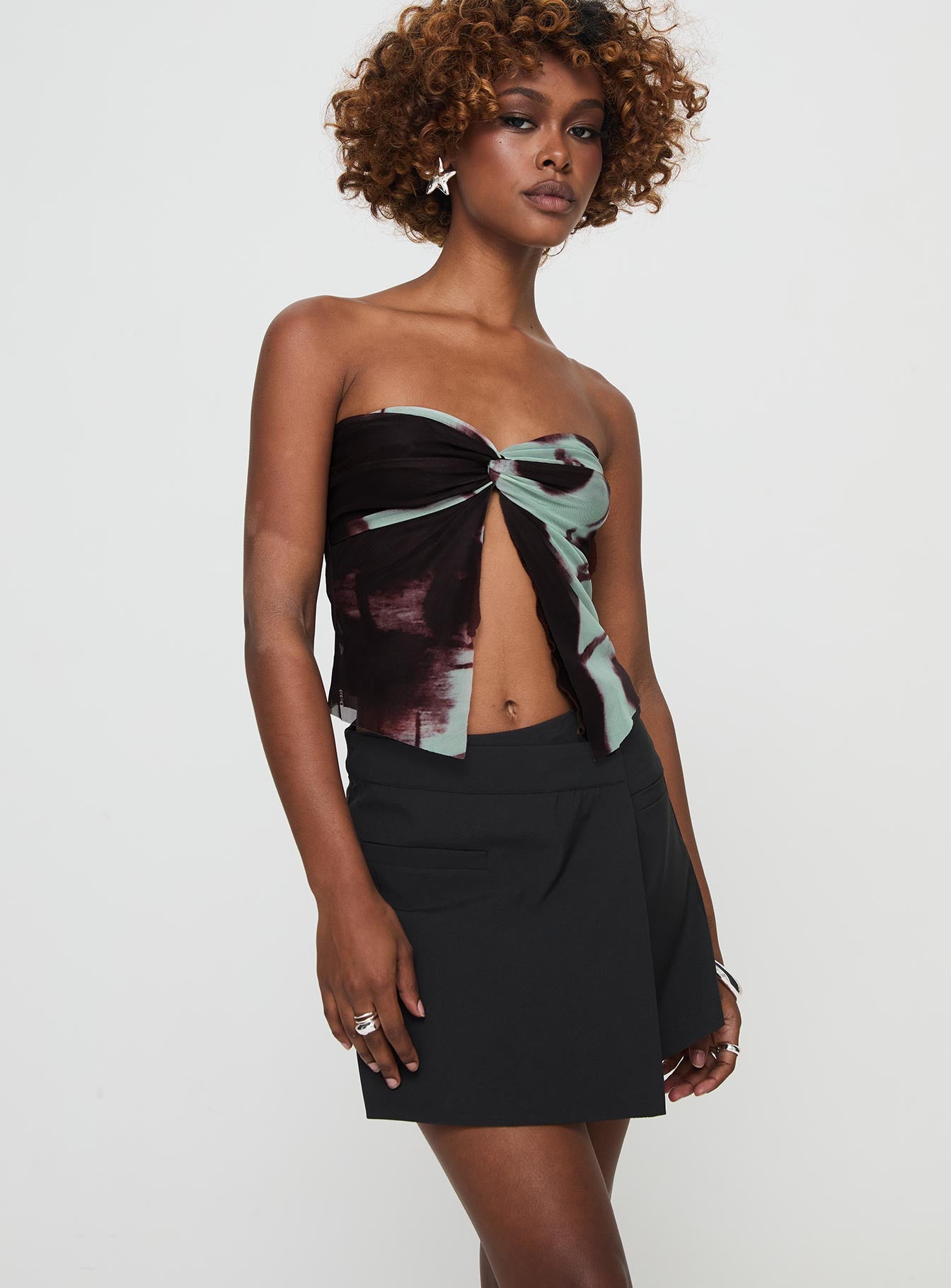 Castio Skort Black、mySite、solidvoid