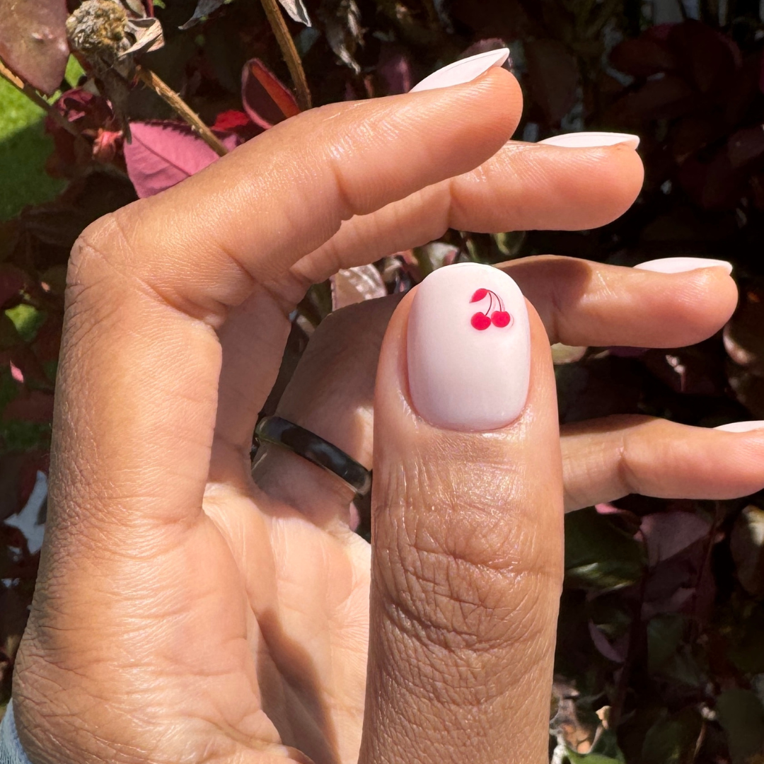 Vampy Cherry | Extra Short | Round - Tab Press-On、mySite、solidvoid