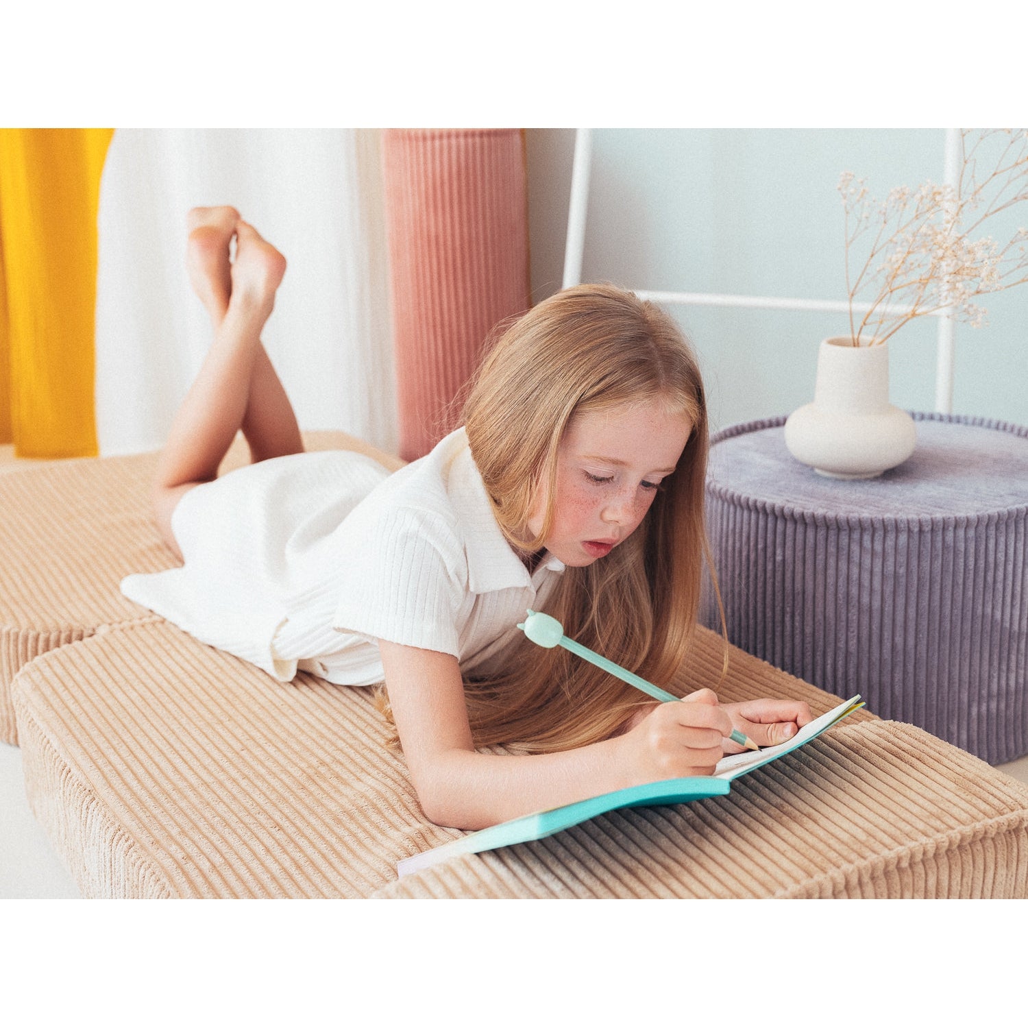 Blueberry Blue Pouffe、mySite、gigharbornorthrealestate