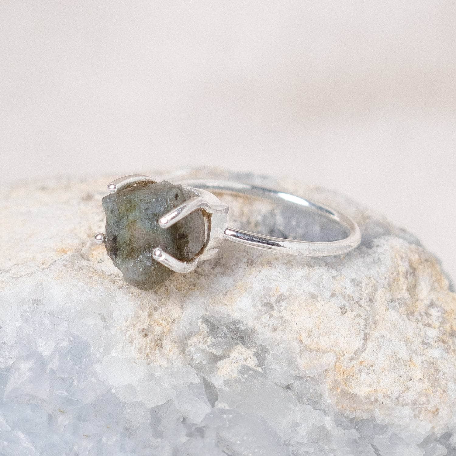 Labradorite Raw Freeform Gold or Silver Ring、mySite、hinf8tx79