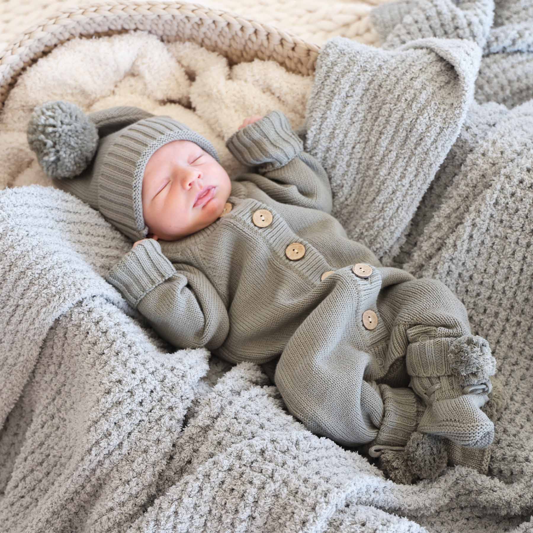  Knit Pom Pom Baby Booties | Smoke、mySite、layawaytickets