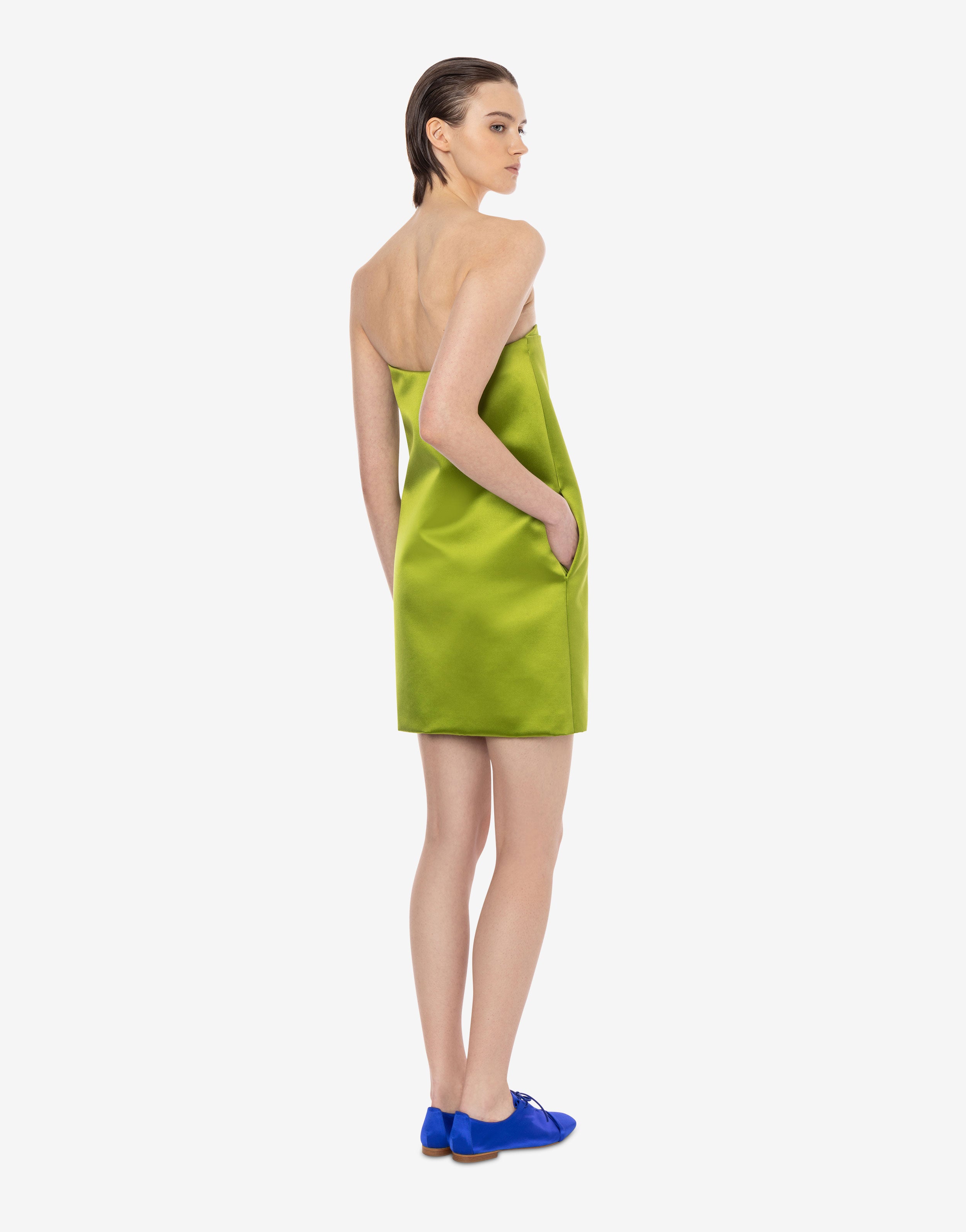 Minidress off-the-shoulder in duchesse、mySite、aoinhome