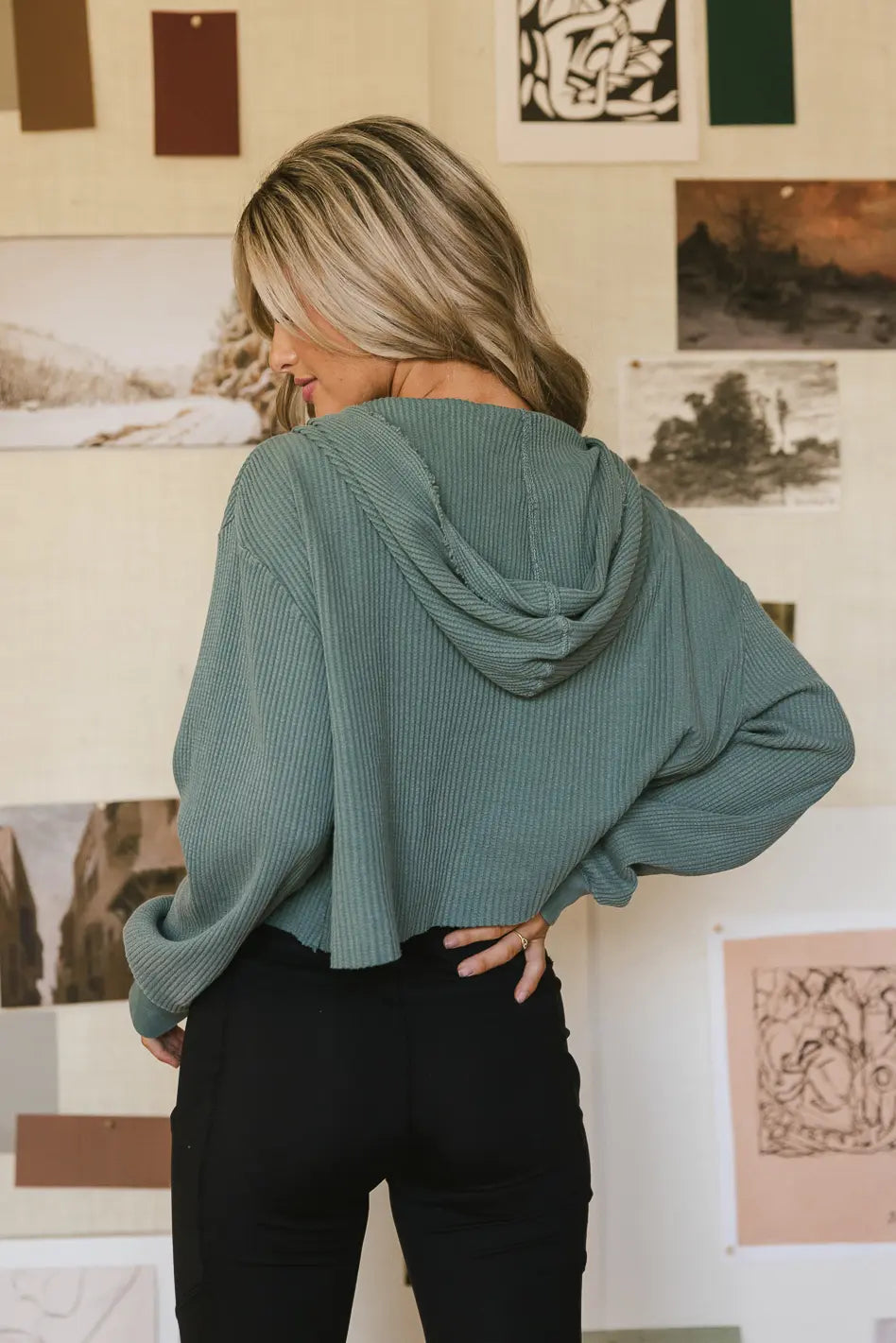 {product_title} - {shop_name}