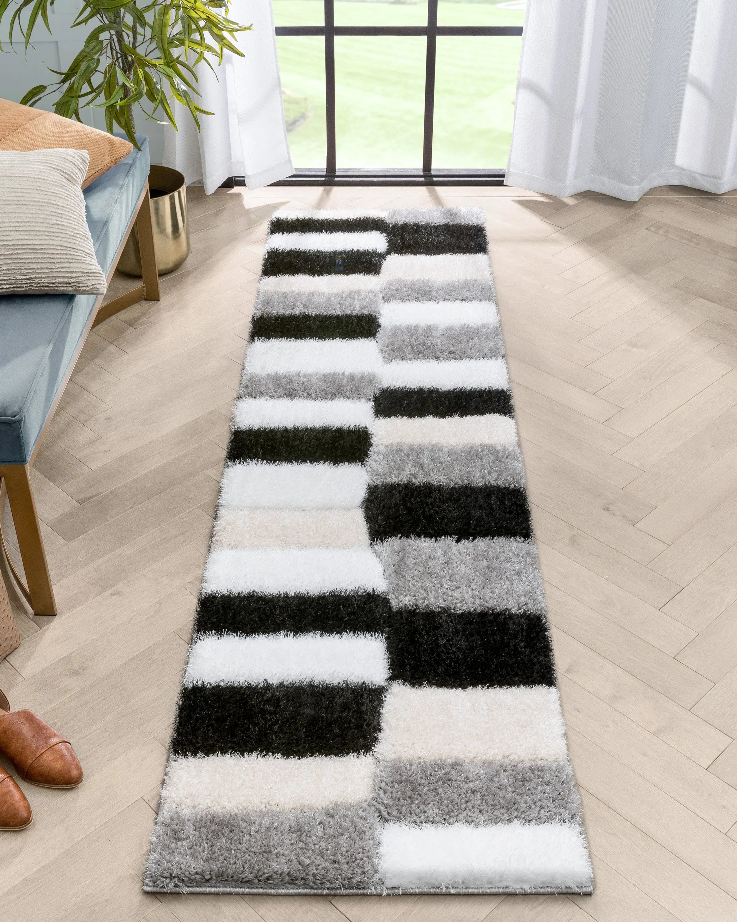 Chaska Geometric Squares Shag Ivory Black 7'10 x 9'10 3D Textured Rug、mySite、gigharbornorthrealestate
