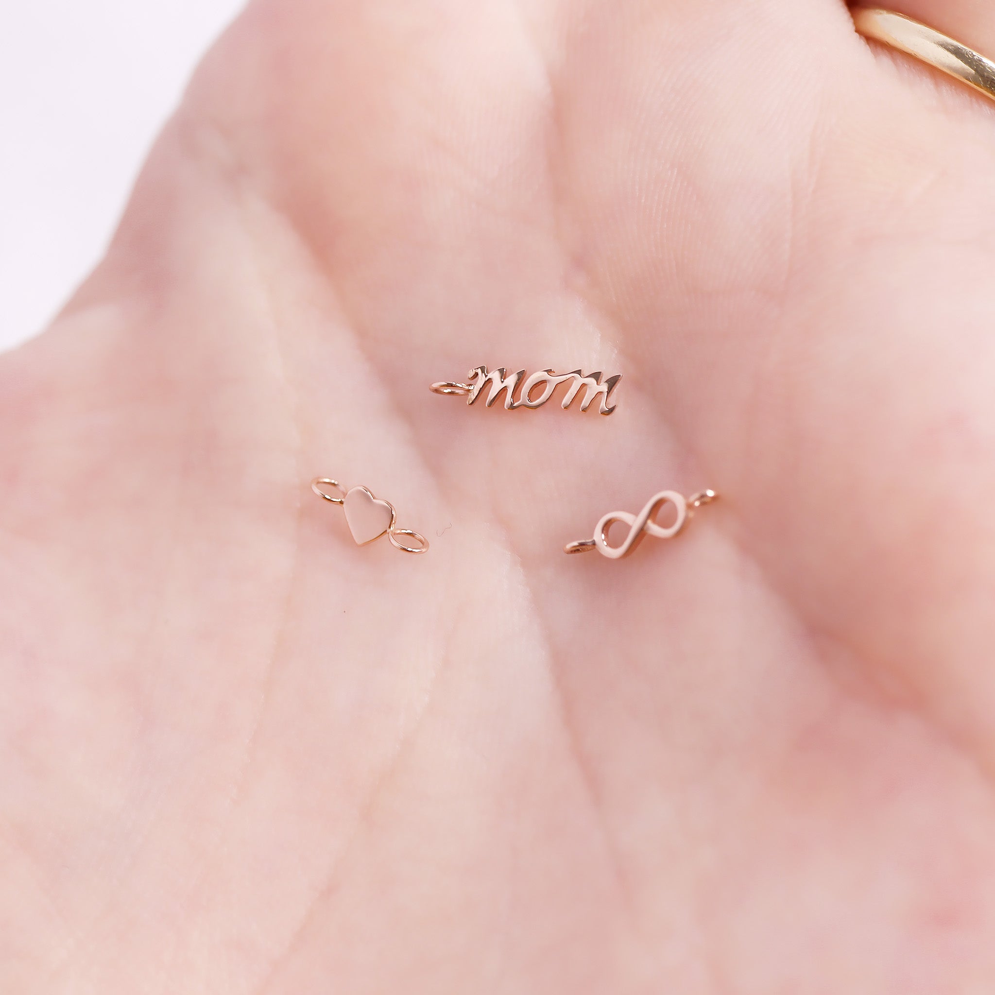 Permanent Jewelry 14K Solid Rose Gold Mom Script Charm / PMJ2004、mySite、dreamappss