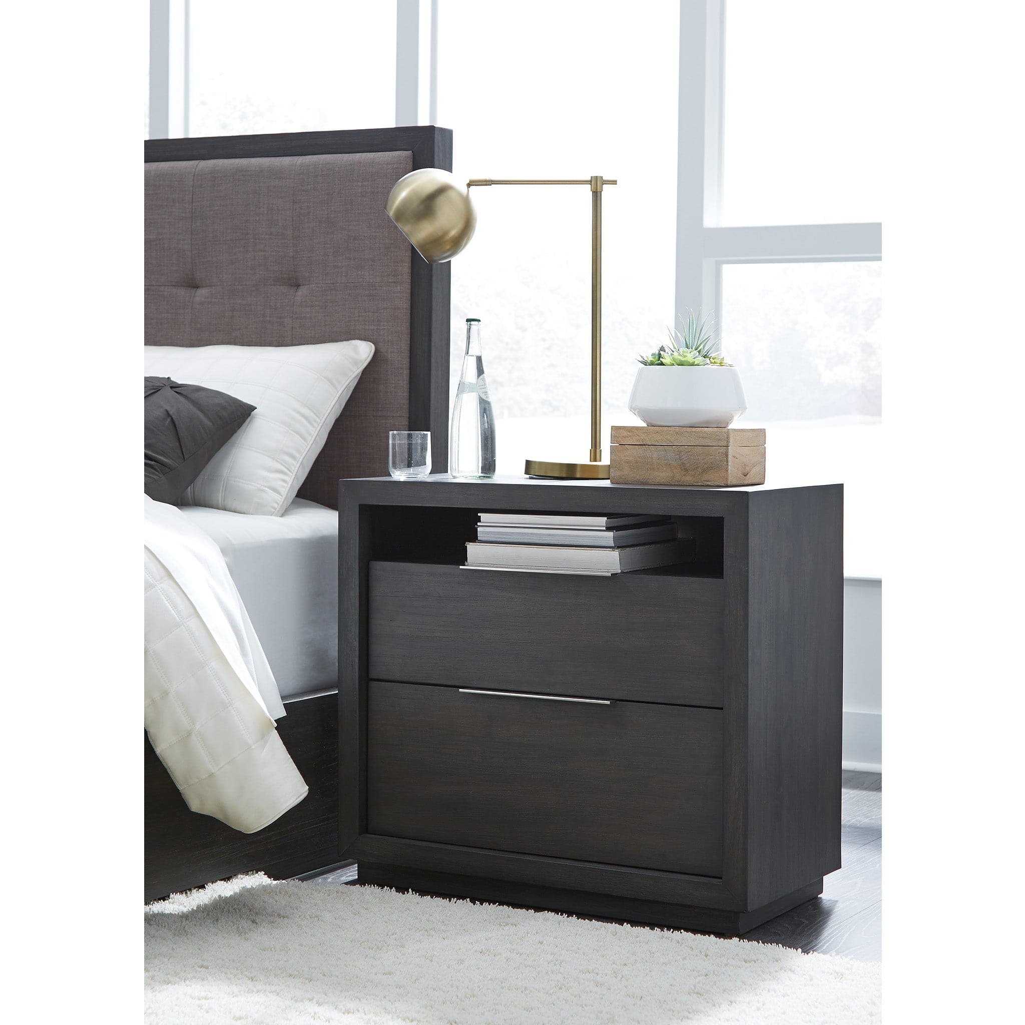 Oxford 2 Drawer Nightstand with Shelf、mySite、neckold