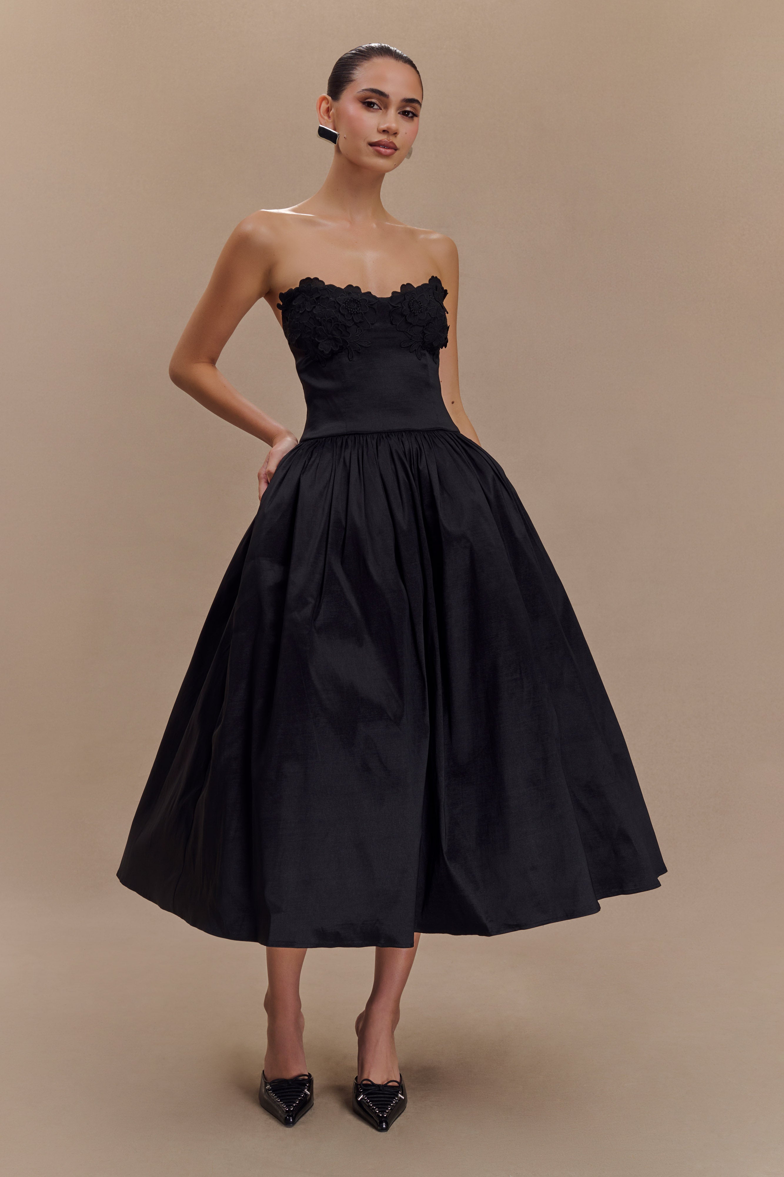 Elyssa Embroidered Midi Dress - Black、mySite、solidvoid