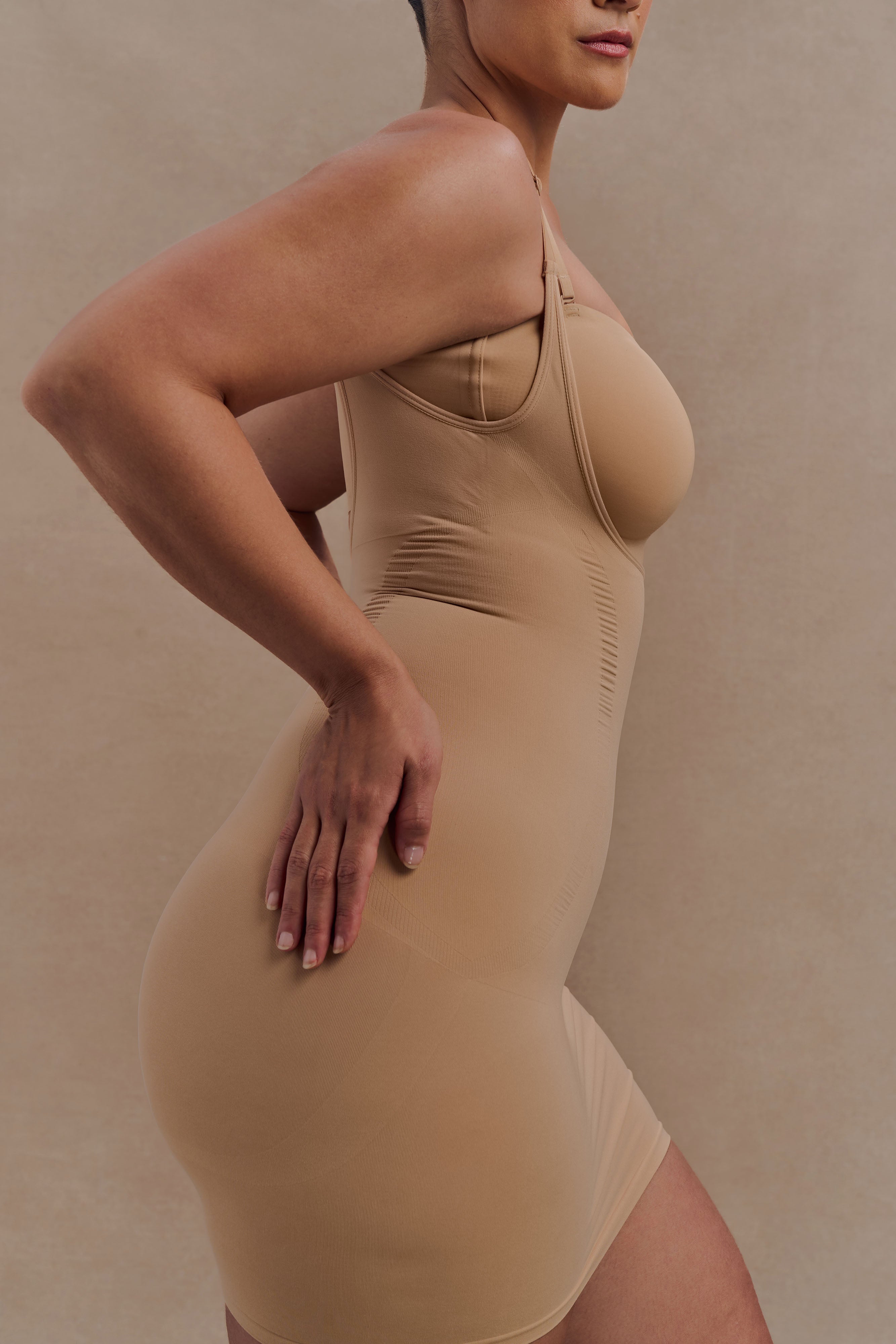 Jocelyn Backless Shapewear Mini Dress - Beige、mySite、solidvoid