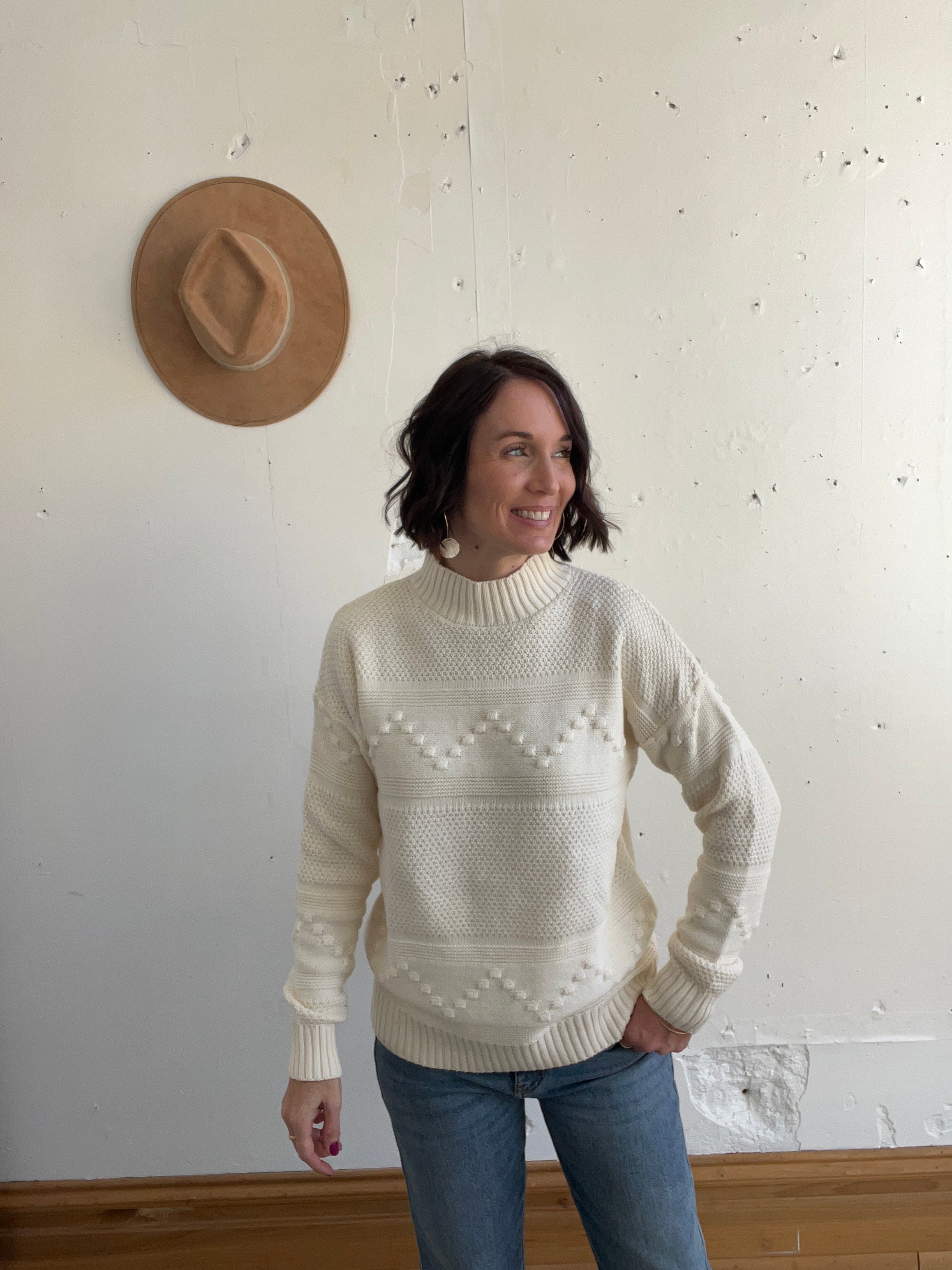 Jennifer's Pom Sweater、mySite、garagedoors4me