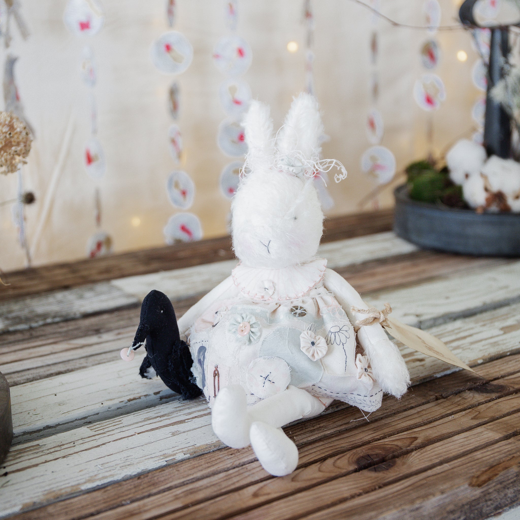 RETIRED - Hutch Studio - Hand Crafted Posie Patchwork & Little Caw、mySite、g9winljtr