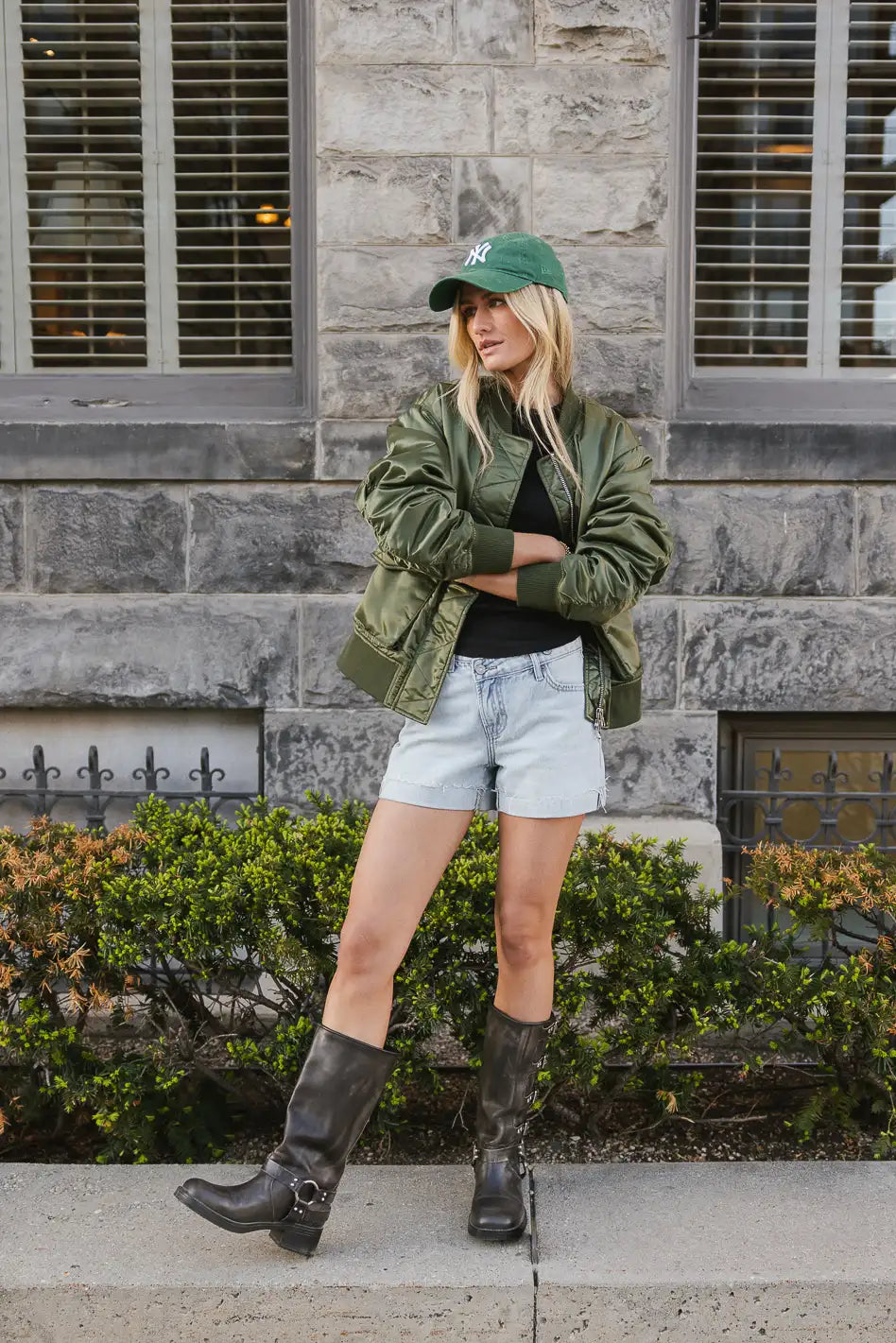 {product_title} - {shop_name}