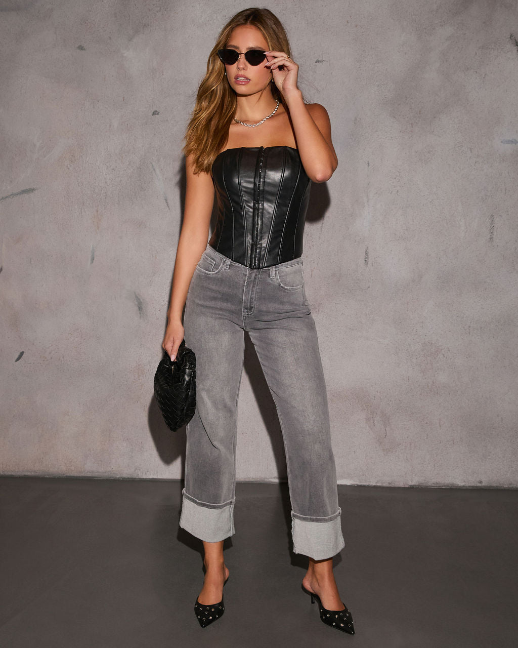 {product_title} - {shop_name}