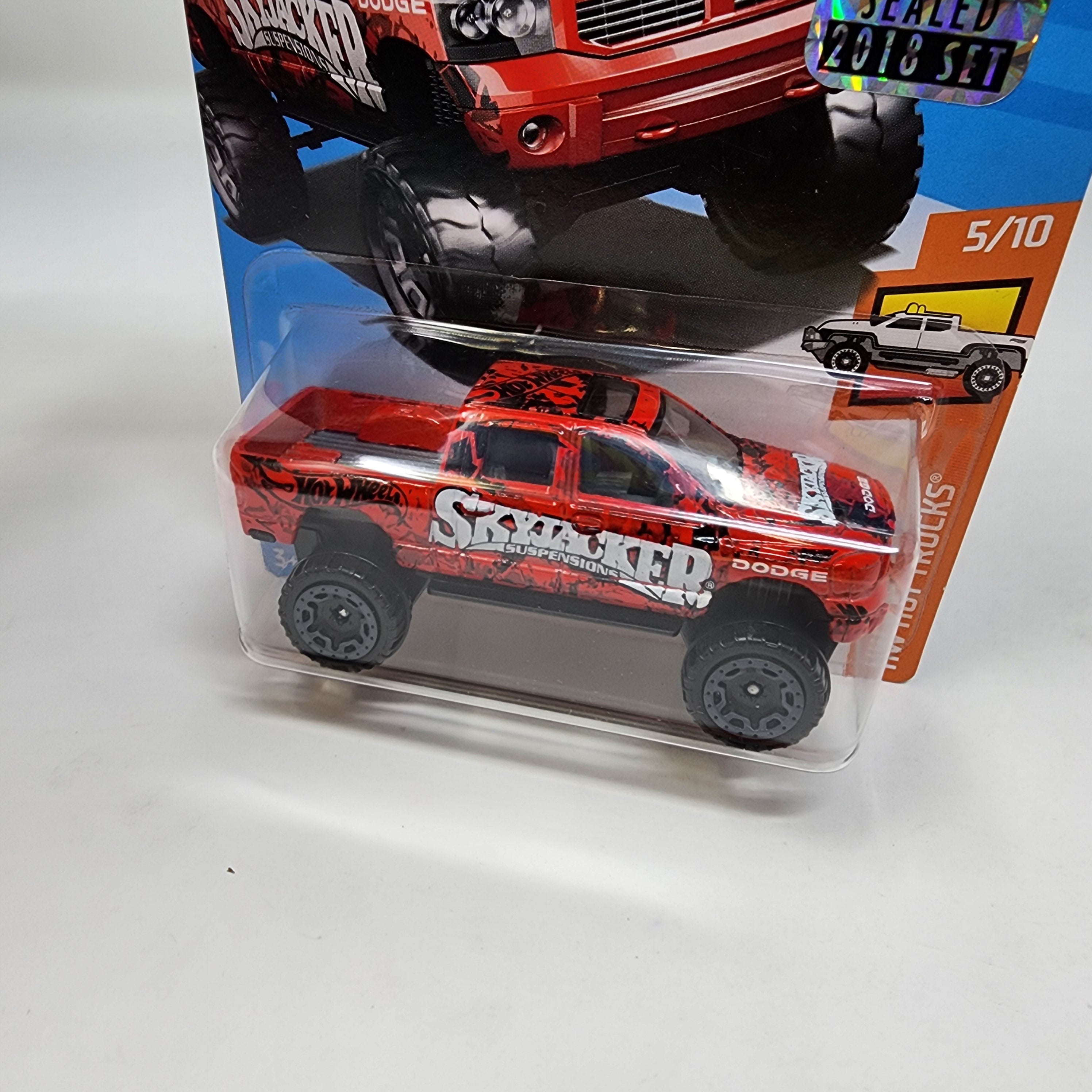 RAM 1500 #10 * RED * 2015 Hot Wheels w/ Factory Holo、mySite、hgirdovlk