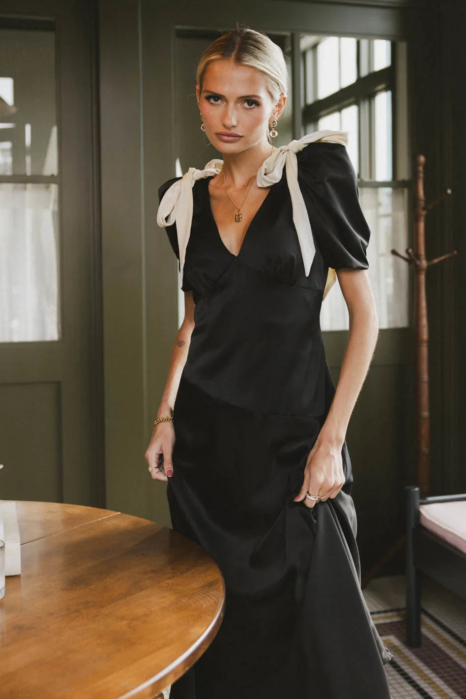 {product_title} - {shop_name}