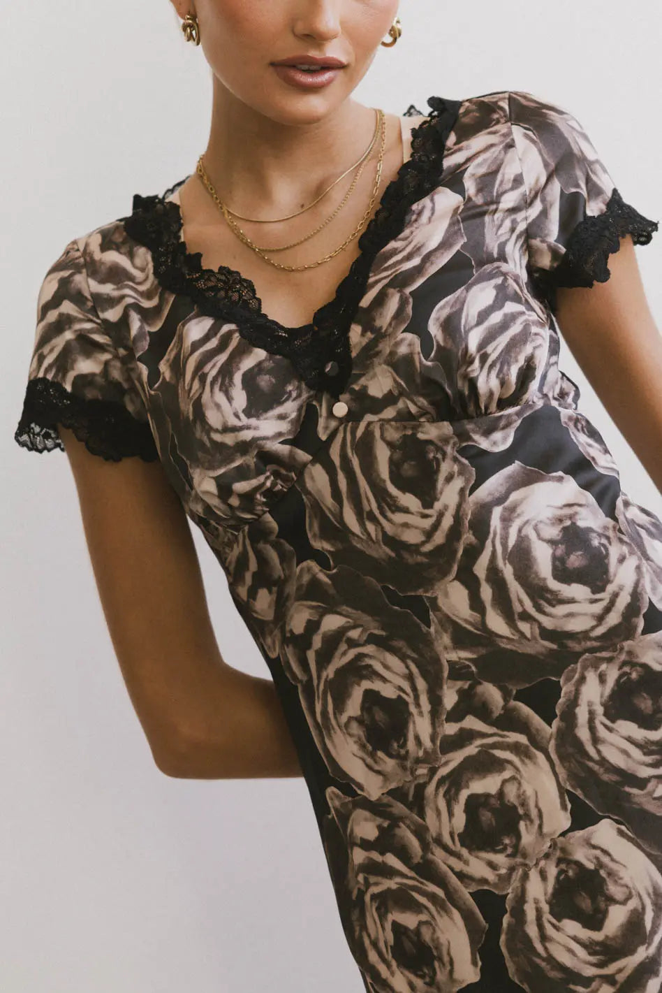 {product_title} - {shop_name}