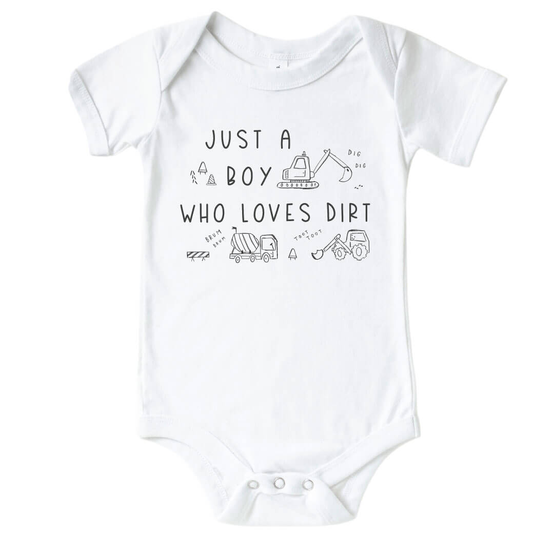  Loves Dirt Graphic Bodysuit | White、mySite、layawaytickets