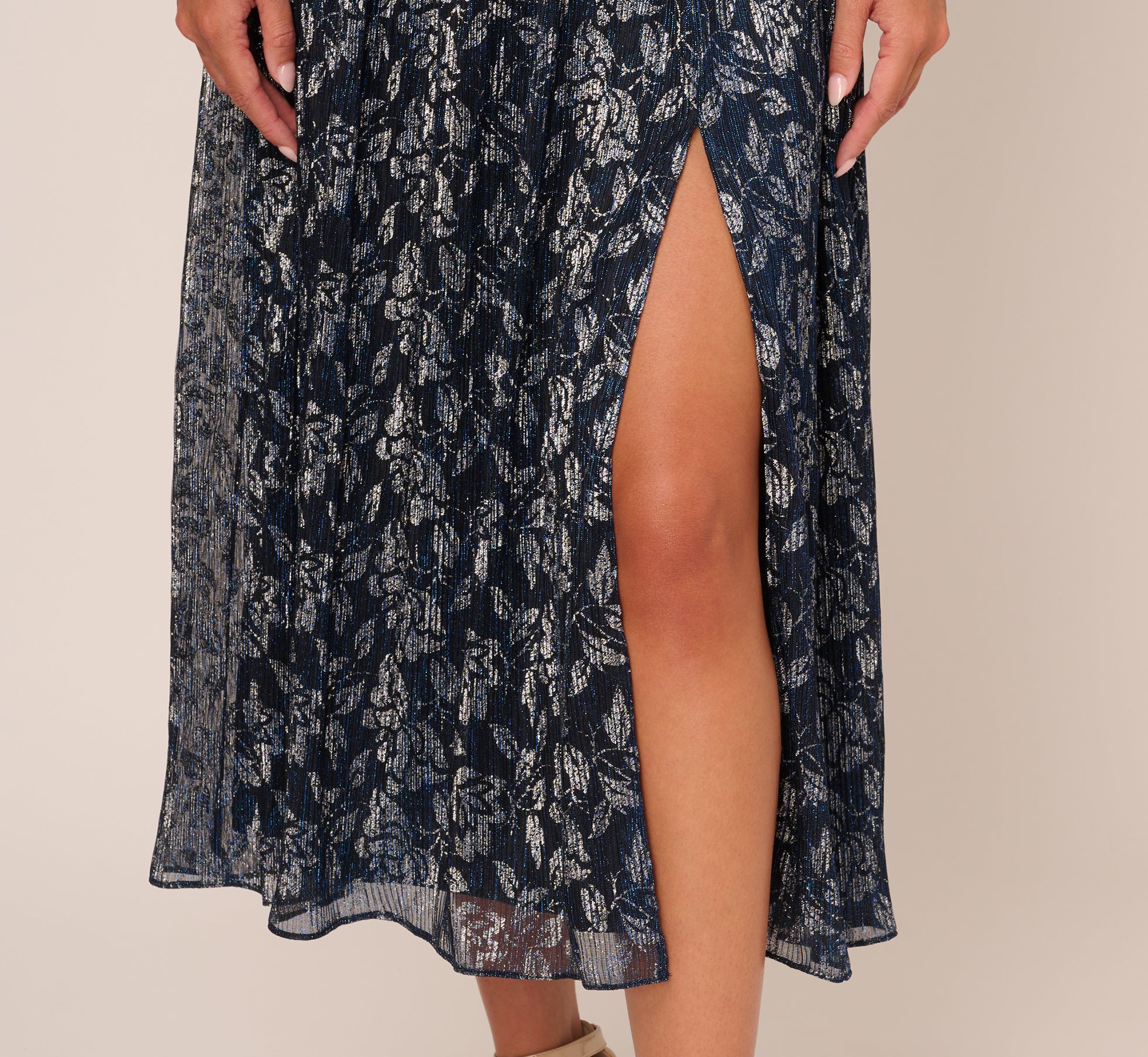 Floral Metallic Crinkle Ankle Length Dress With Flutter Sleeves In Navy Silver、mySite、solidvoid