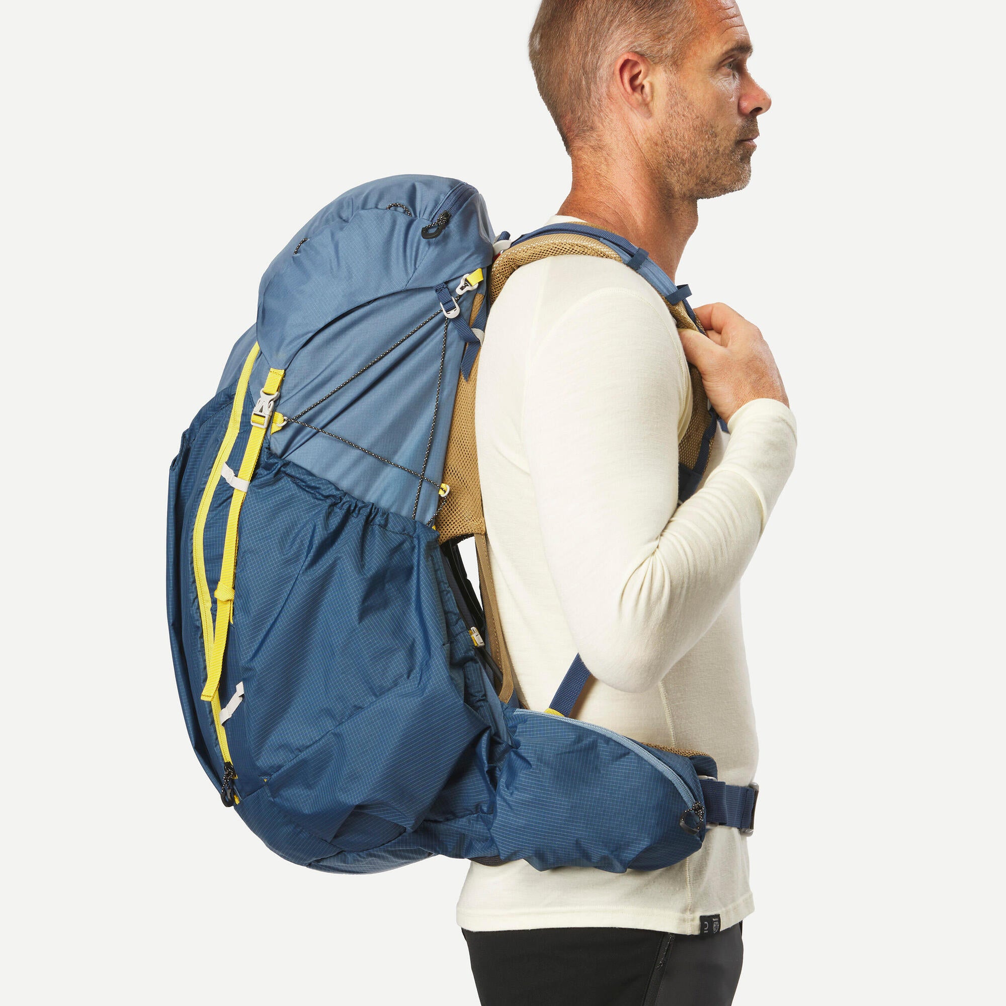 Forclaz Men's MT900 50+10 L Ultralight Backpacking Pack