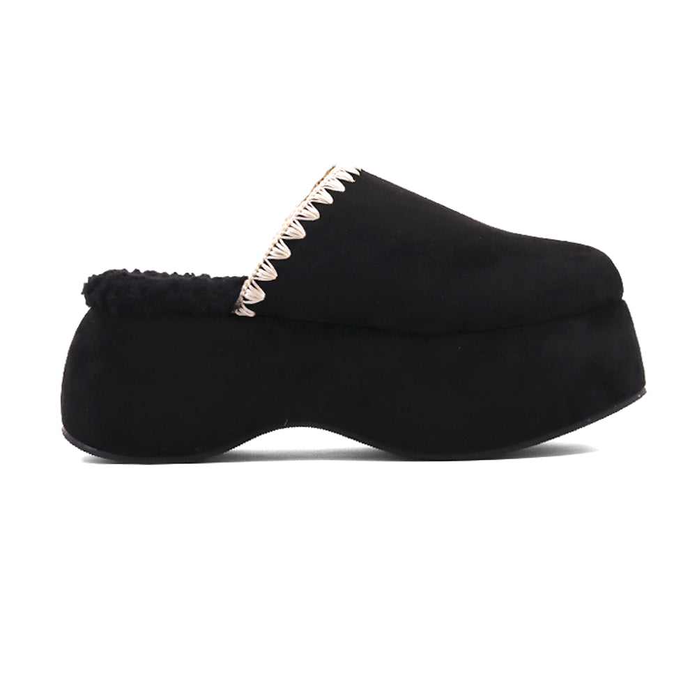 Larissa Embroidered Platform Mule Clogs、mySite、gtrtttuynbv