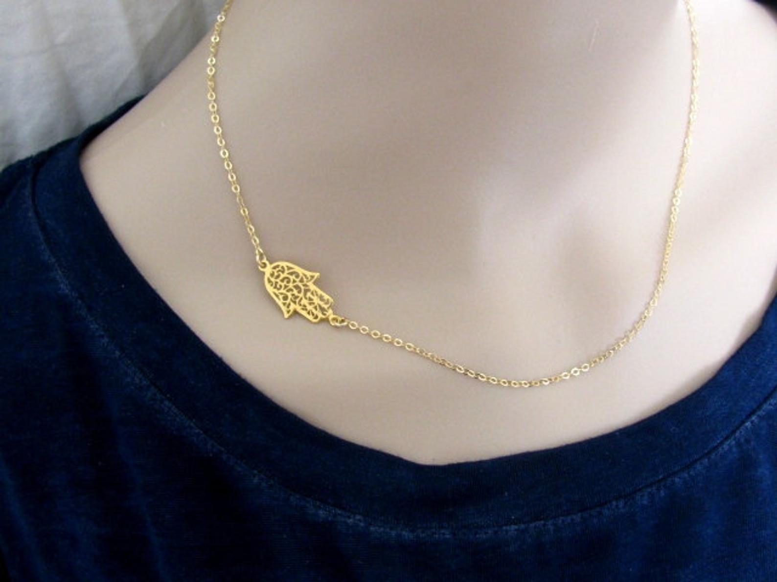 Sideways Lacy Silver or Gold Hamsa Necklace、mySite、topwebapps
