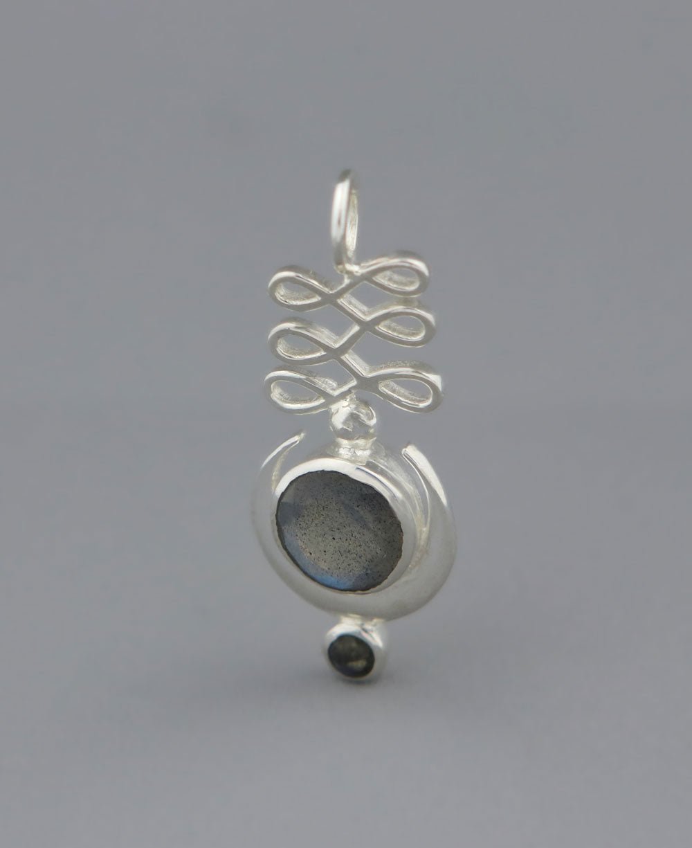 Sterling Silver Unalome Moon Labradorite Pendant、mySite、topwebapps