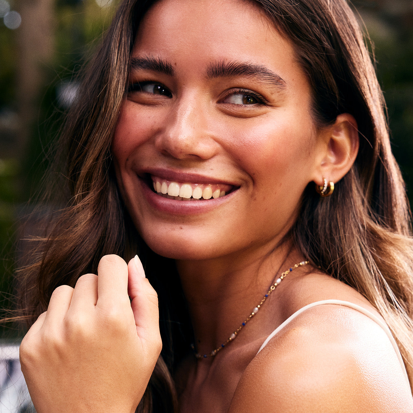 Élevé Pearl & Blue Epoxy Chain Necklace, Gold Colour、mySite、botmansion