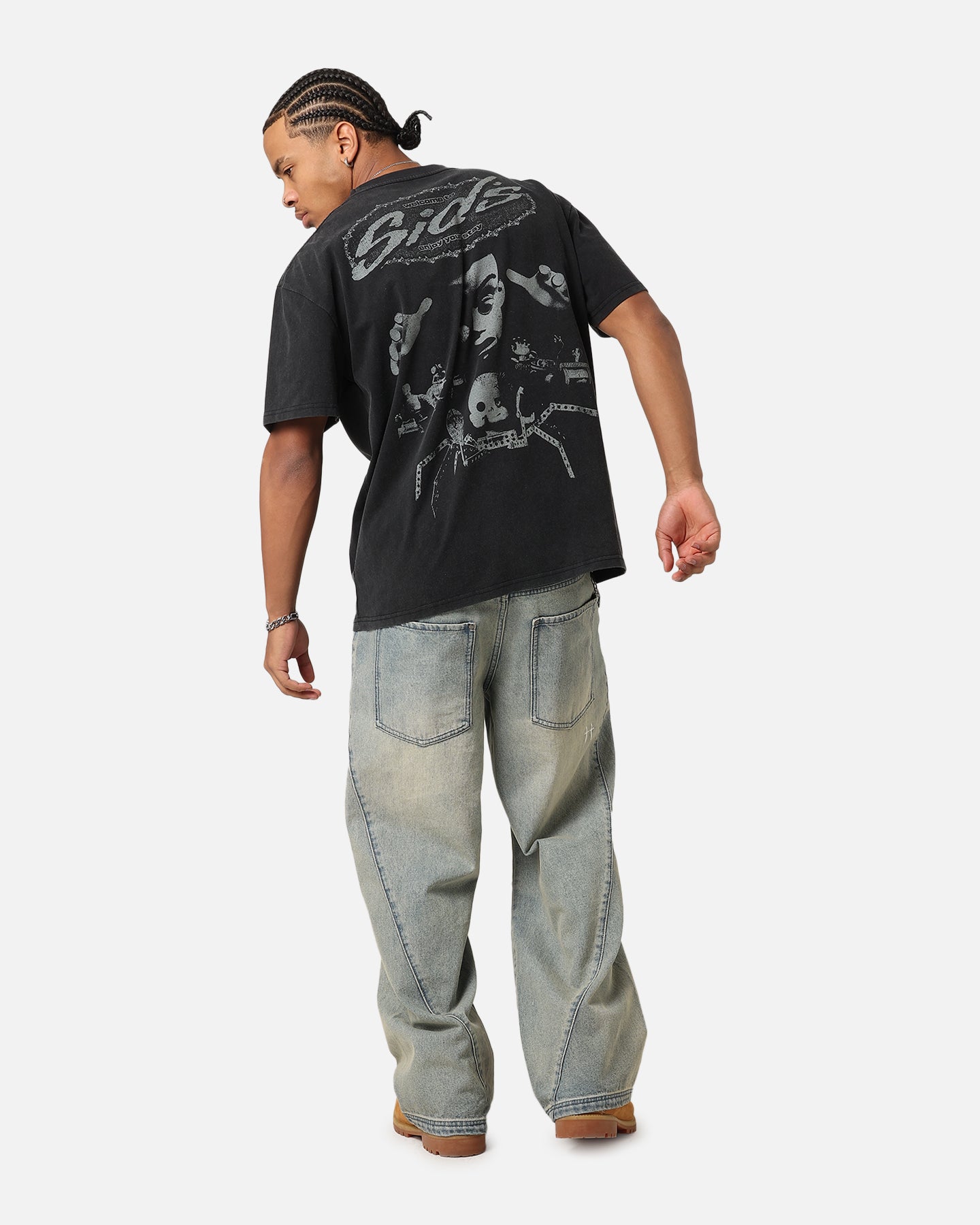 {product_title} - {shop_name}