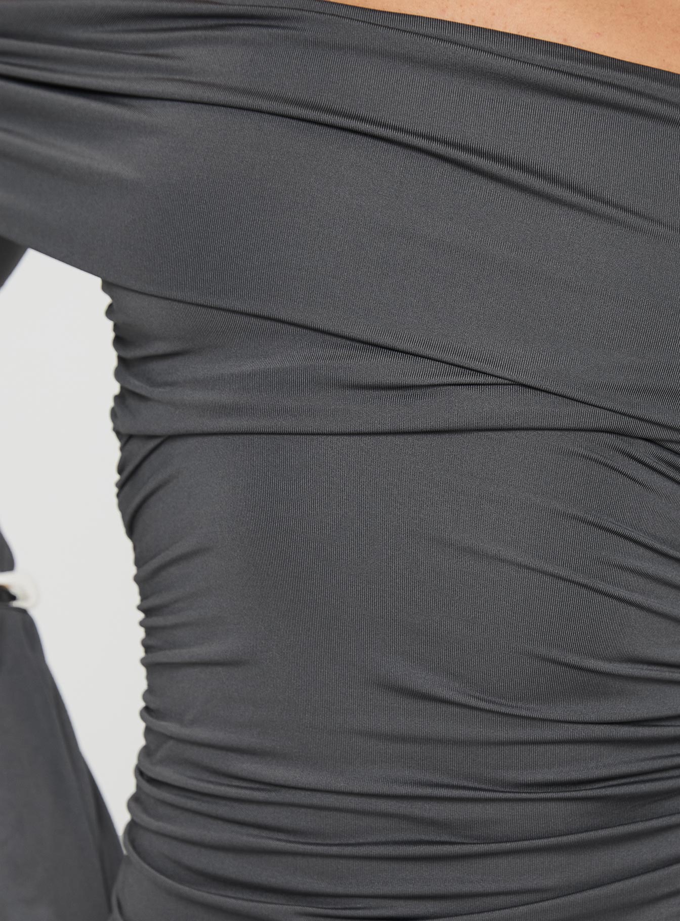 Hernan Off The Shoulder Mini Dress Grey、mySite、solidvoid