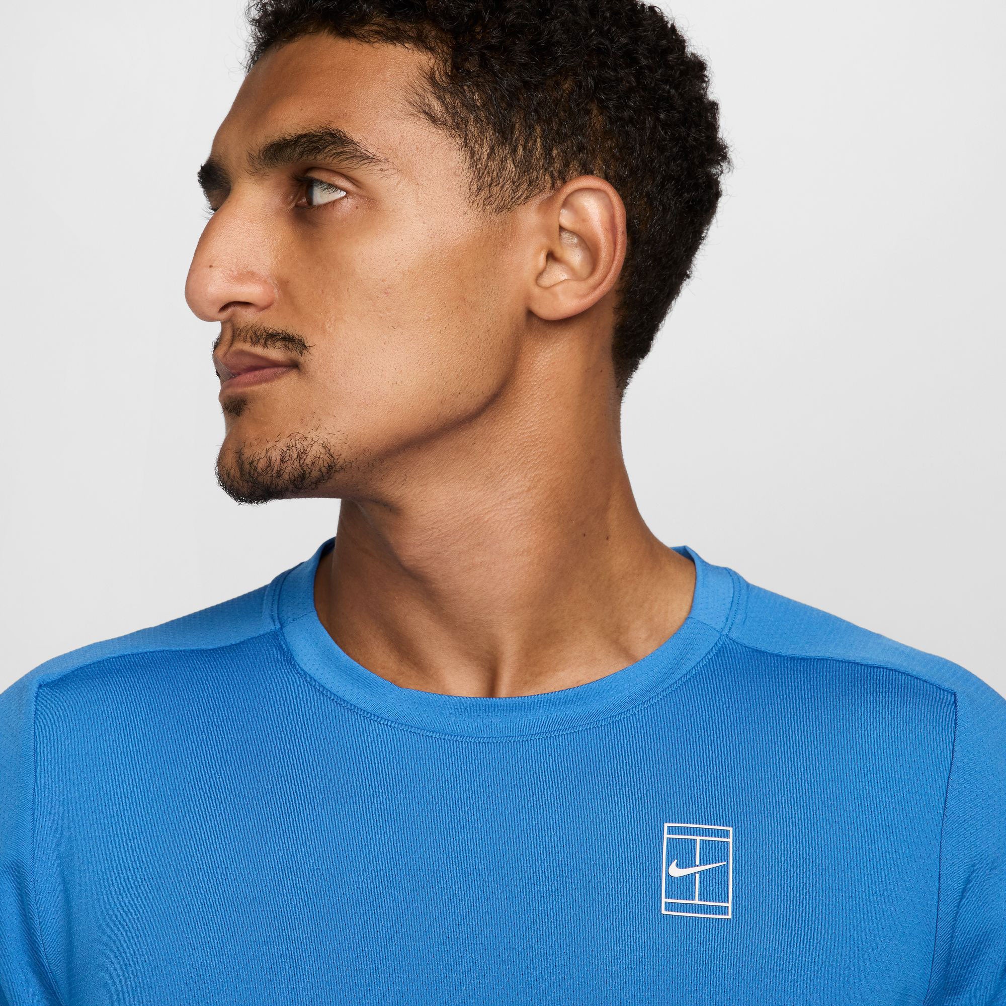 NikeCourt Advantage Men's Dri-FIT Tennis Shirt
