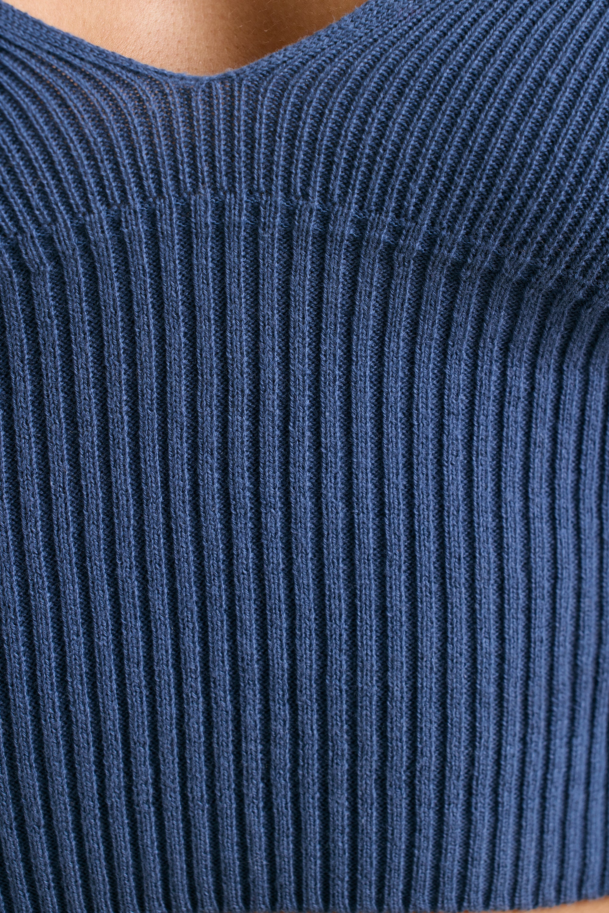 Chunky Knit Tank Top in Washed Navy、mySite、solidvoid