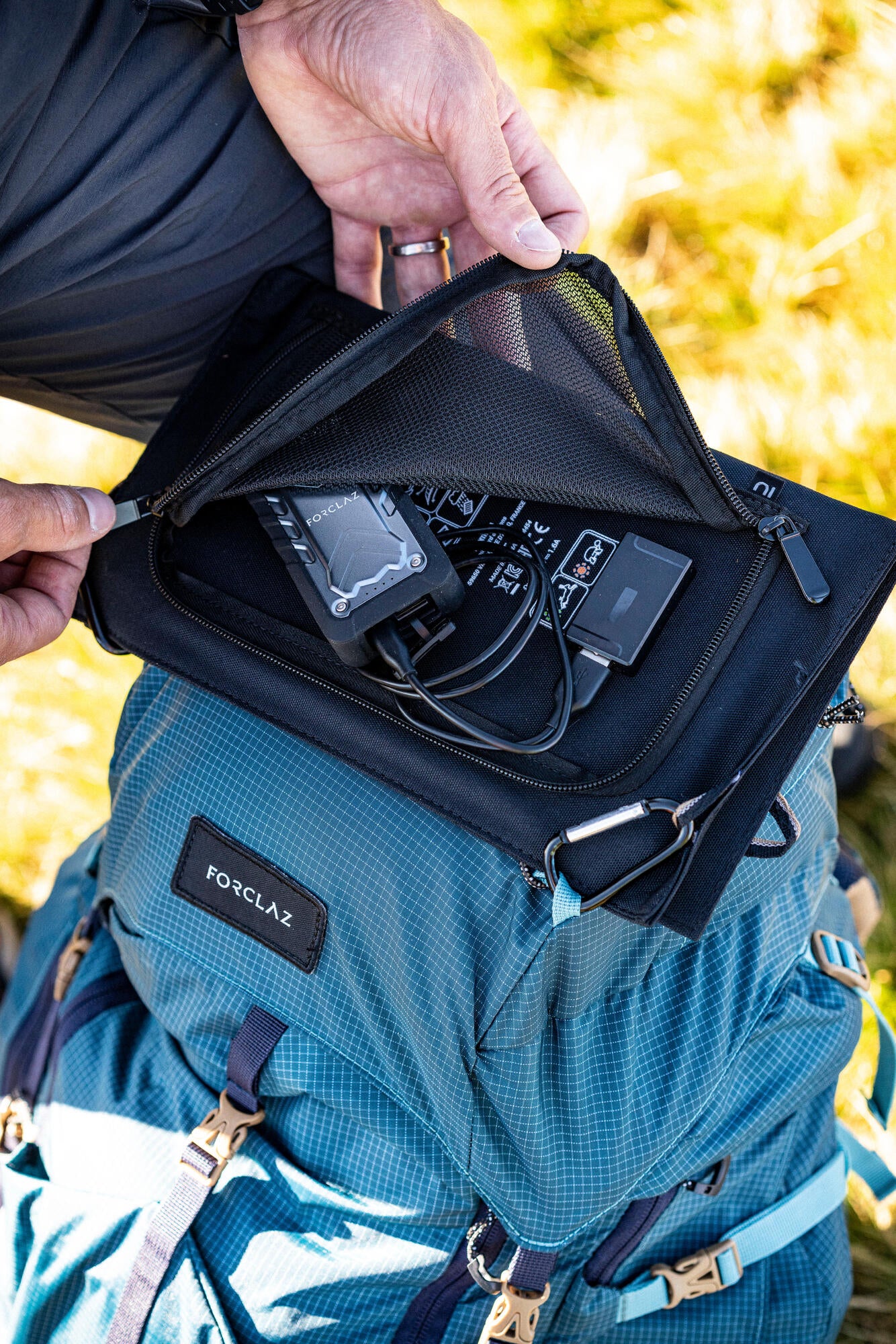 Forclaz Men's MT500 Air 50+10 L Backpacking Pack