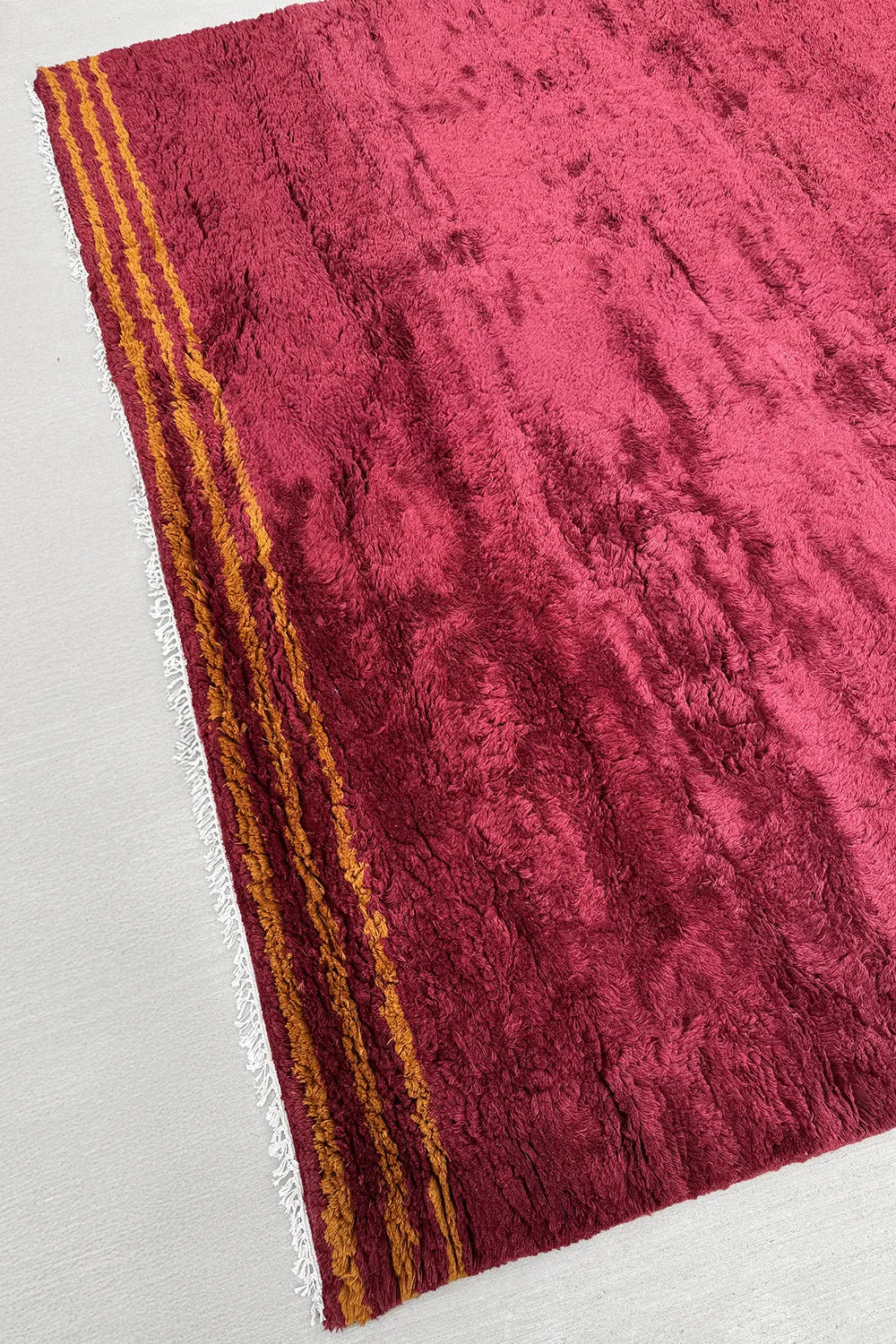 Orlo Burgundy and Gold Hand-Knotted Shag Wool Rug、mySite、gigharbornorthrealestate