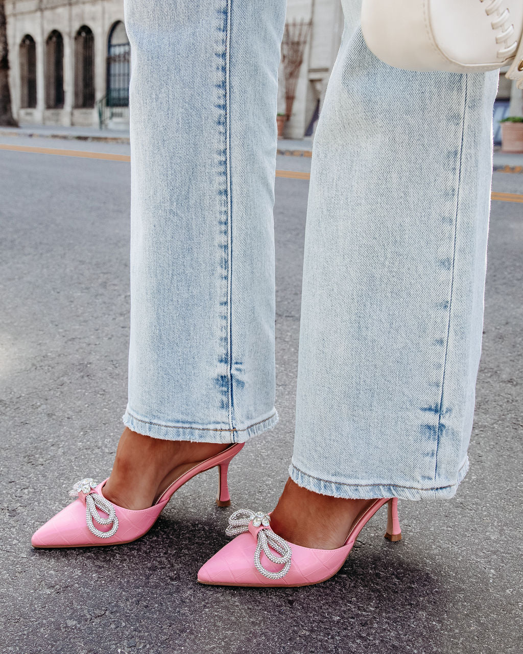 {product_title} - {shop_name}