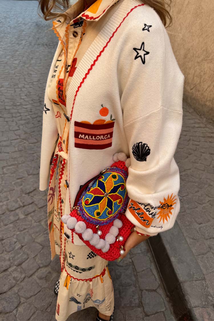 Poema Martha Cardi、mySite、solidvoid