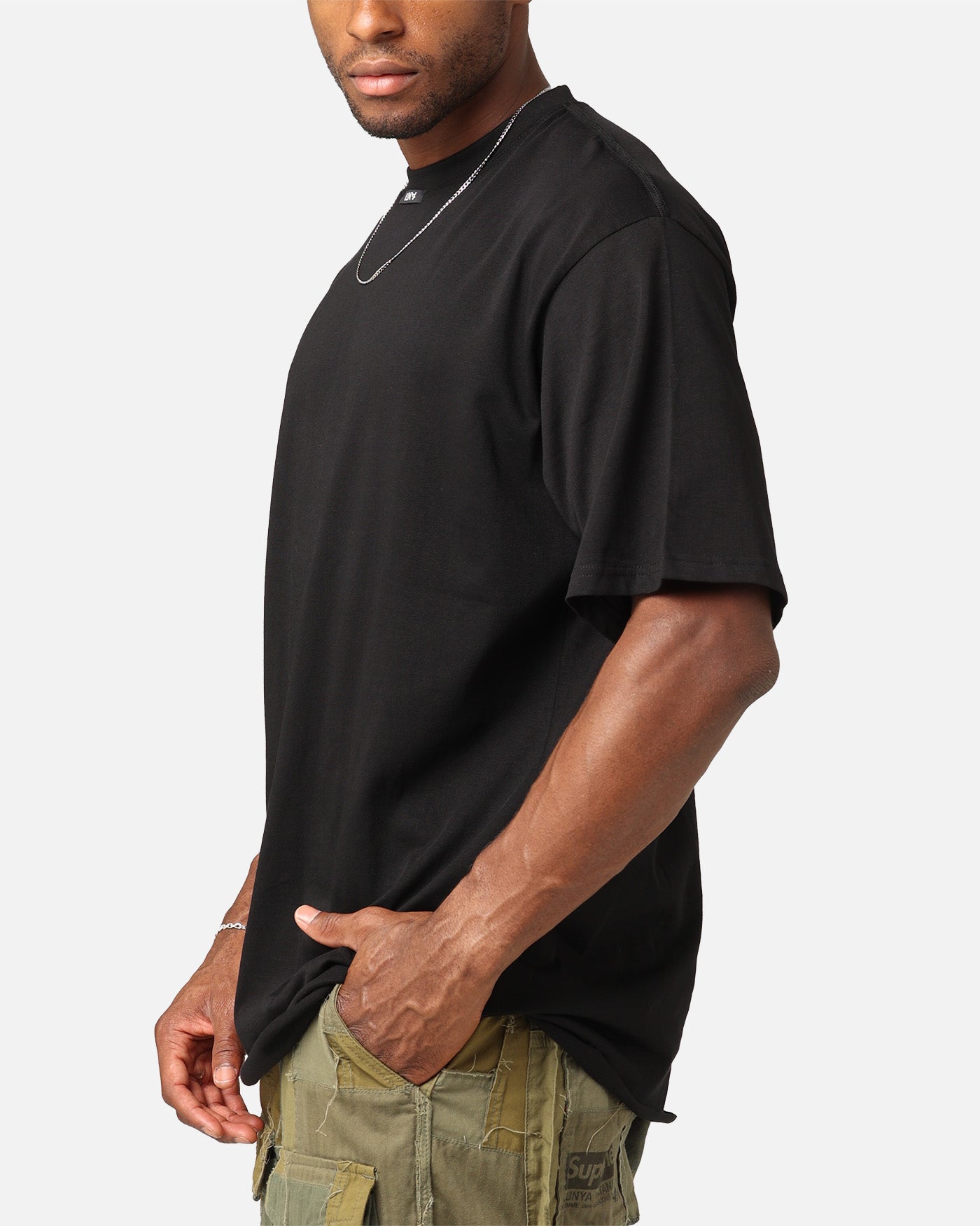 {product_title} - {shop_name}