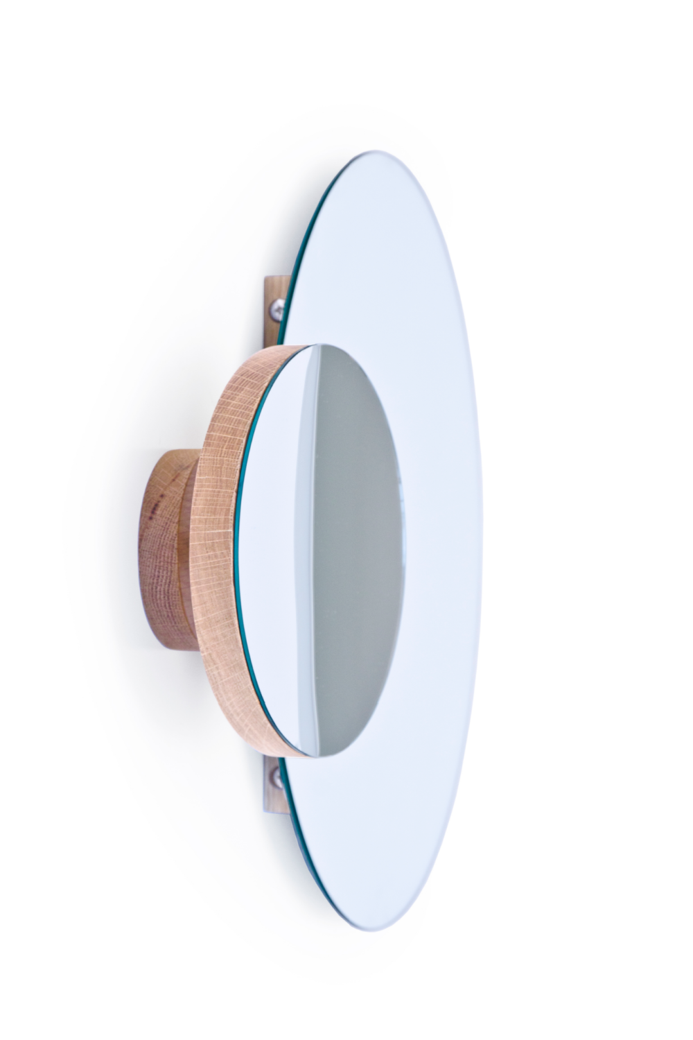 Oak Round Wall Mirror with Fixed Magnifier | Wireworks Eclipse、mySite、neckold