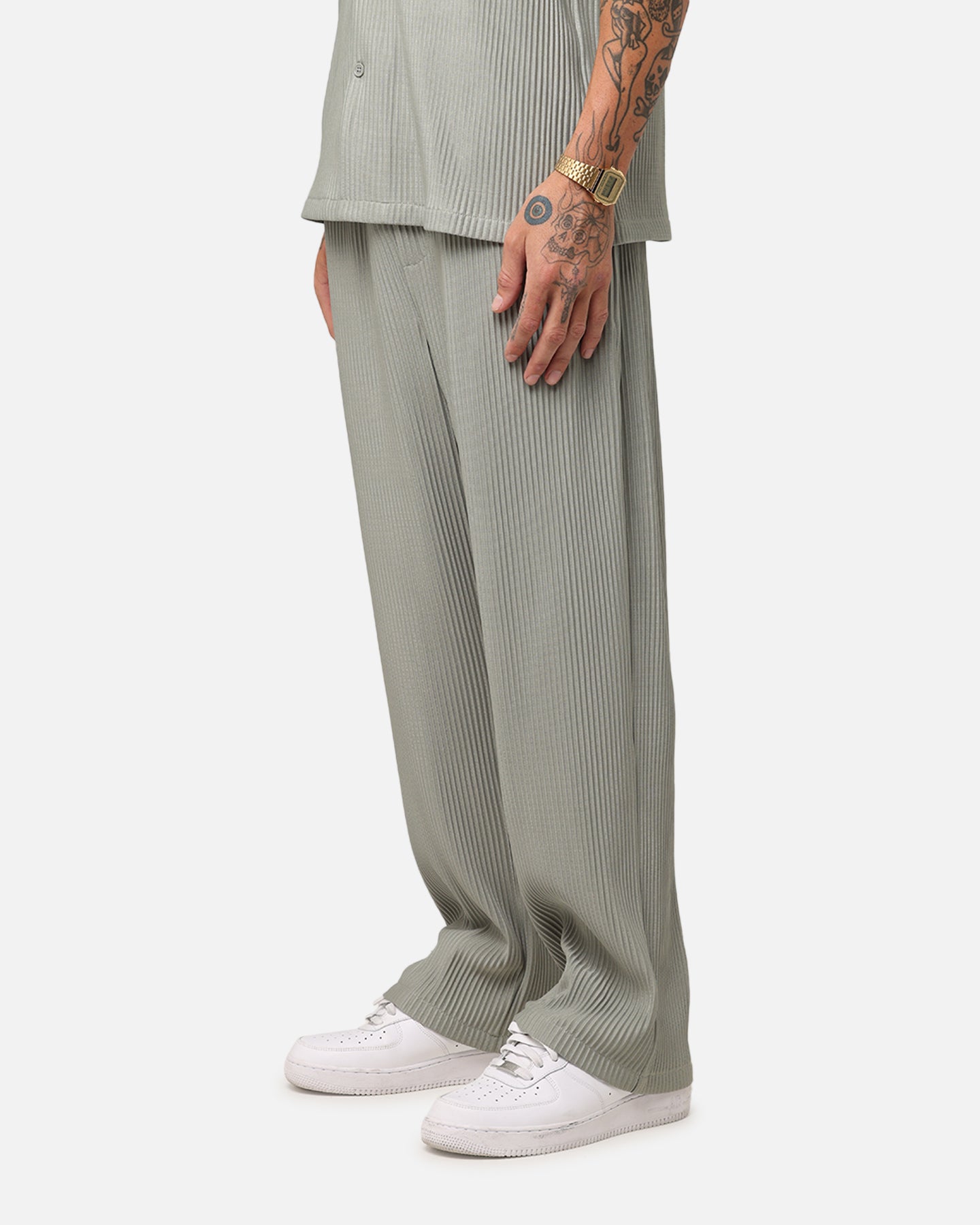 {product_title} - {shop_name}