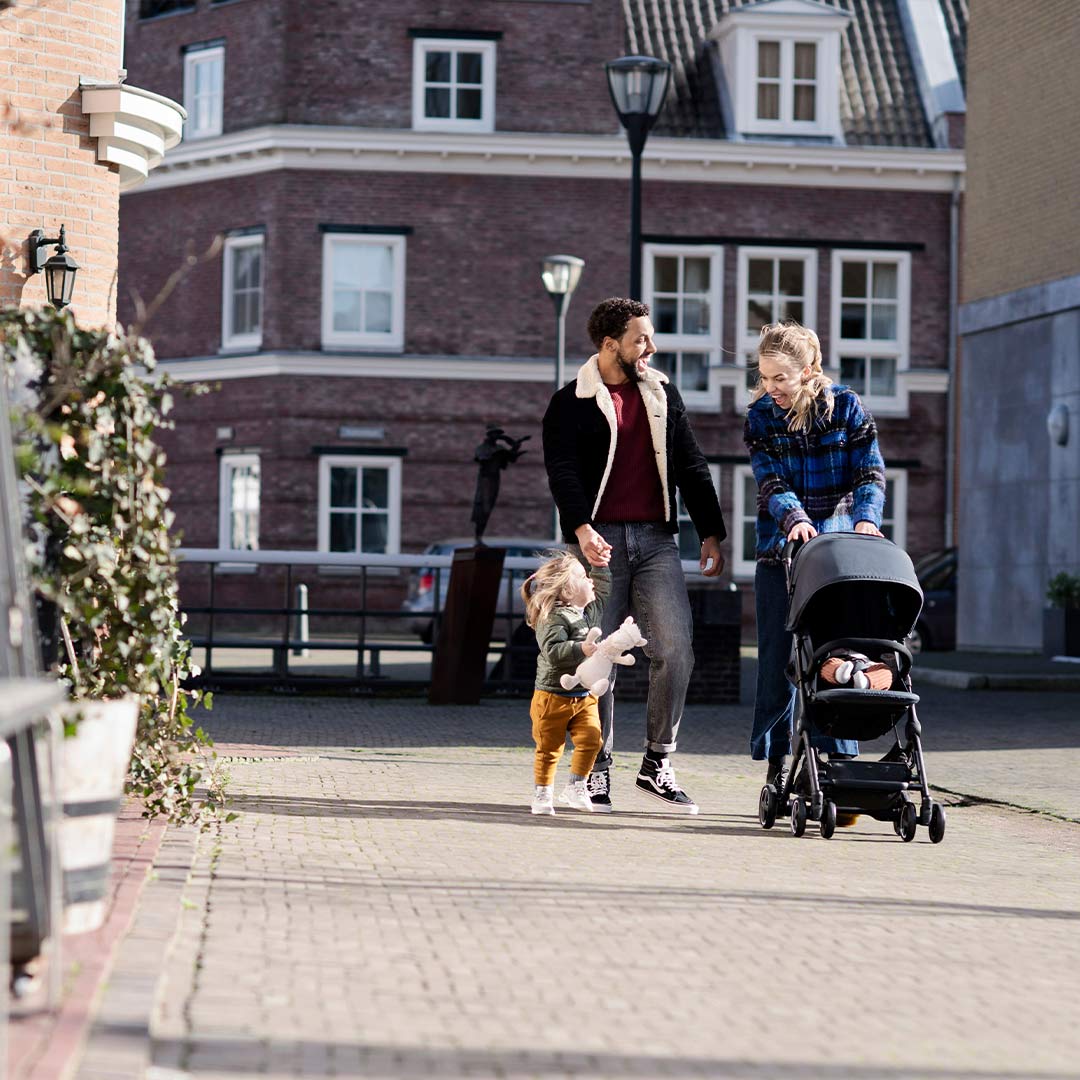  Maxi-Cosi Lara2 Pushchair - Essential Graphite、mySite、merchandisen