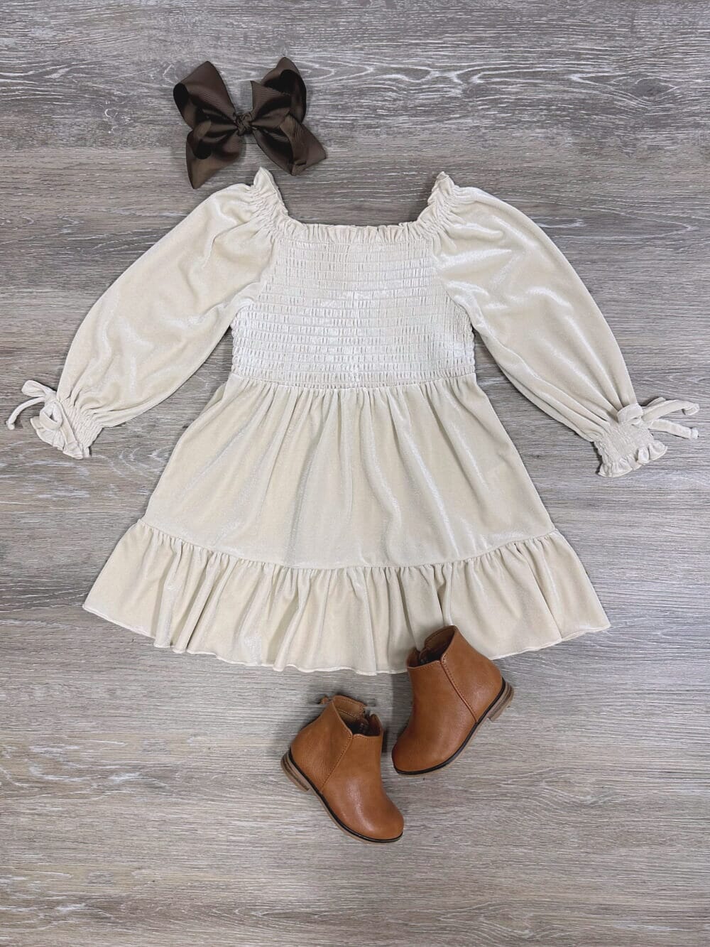 Ivory Puff Sleeve Smocked Girls Velvet Dress、mySite、camillekostekn